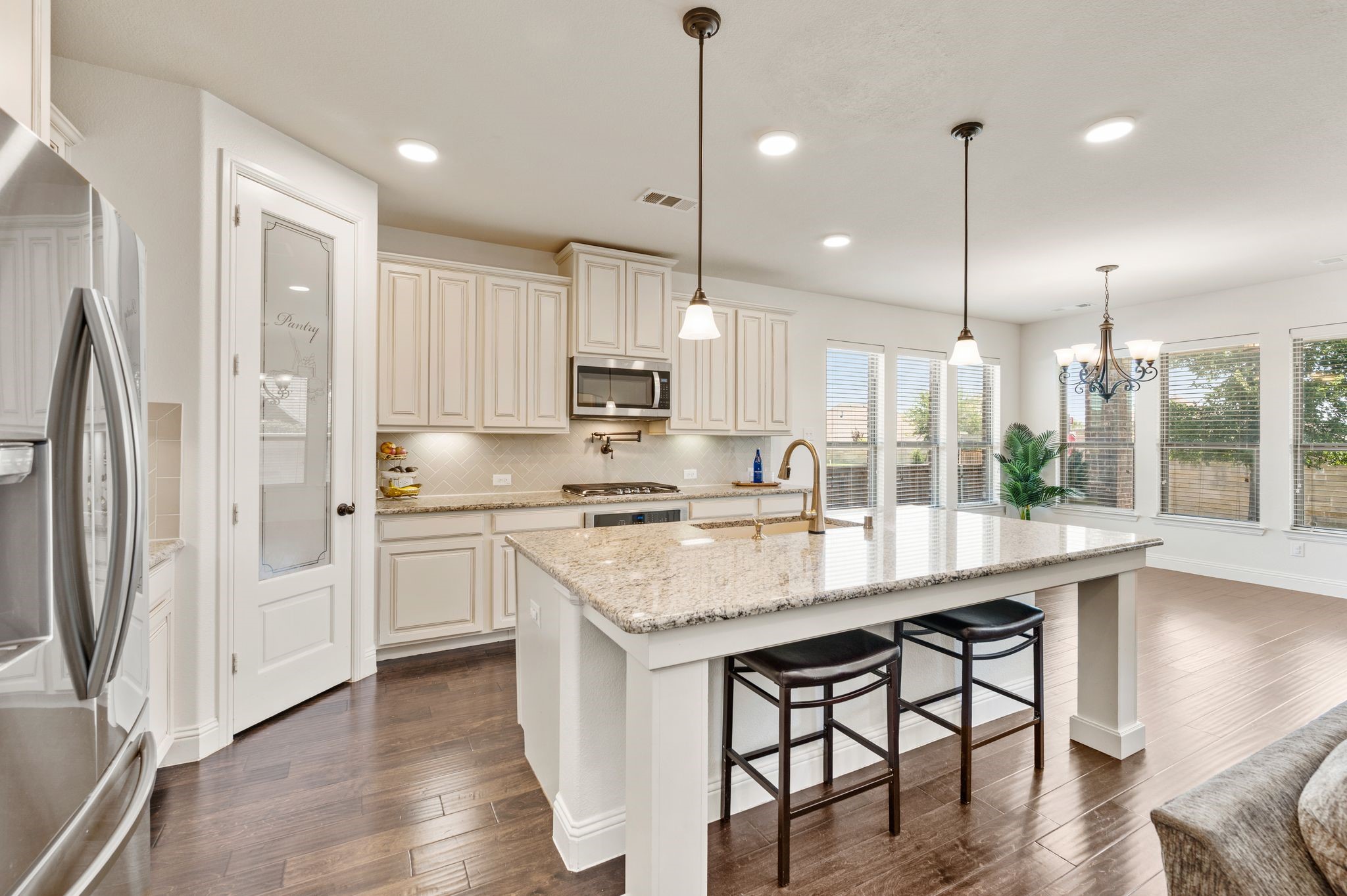 216 Village Creek Drive