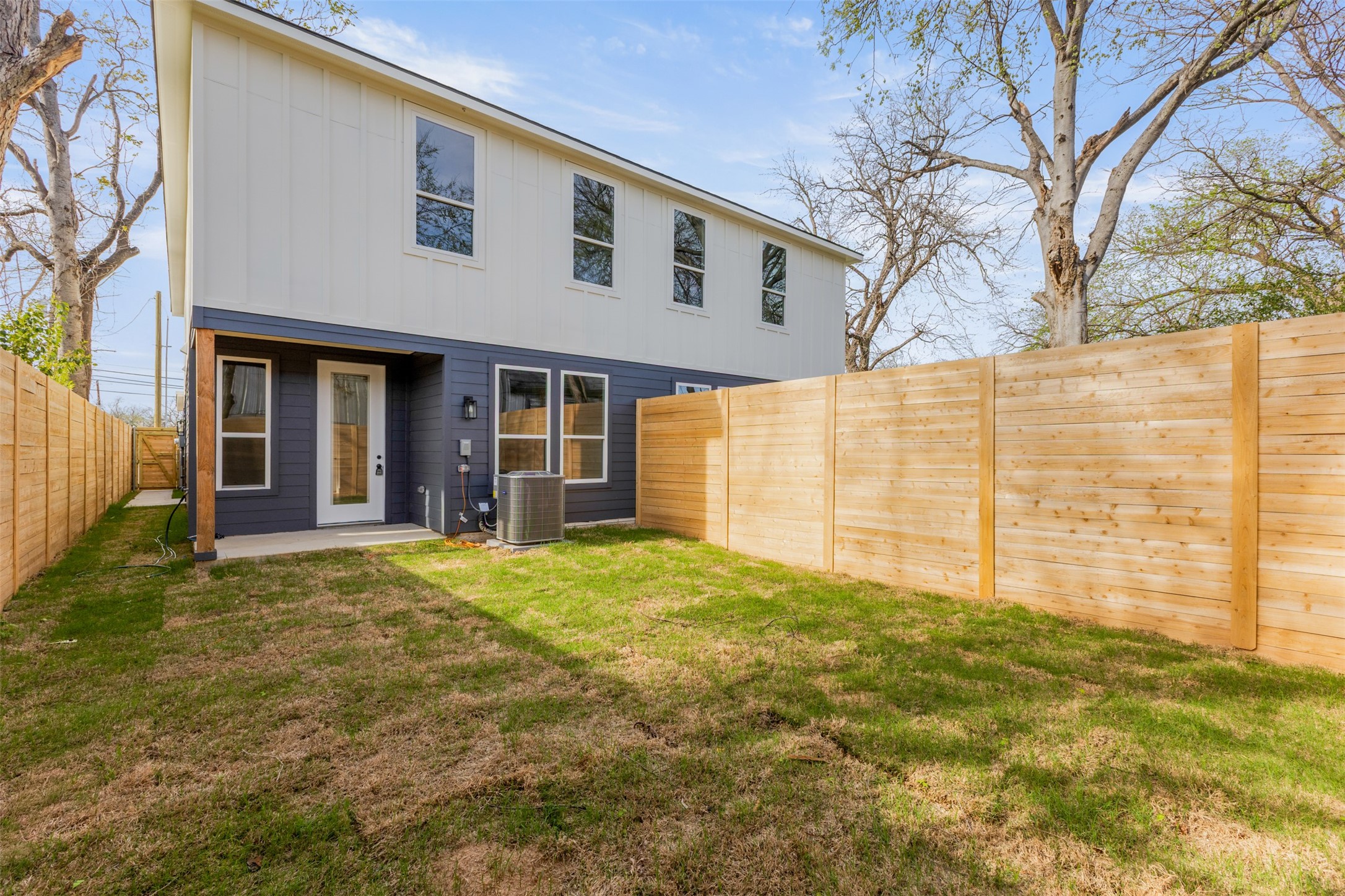 3524 & 3526 Spring Avenue