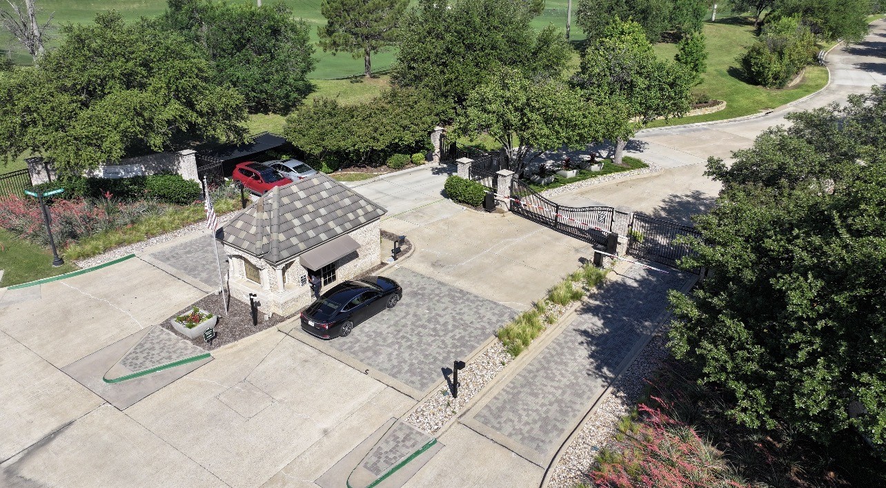 4222 Spyglass Hill Lane