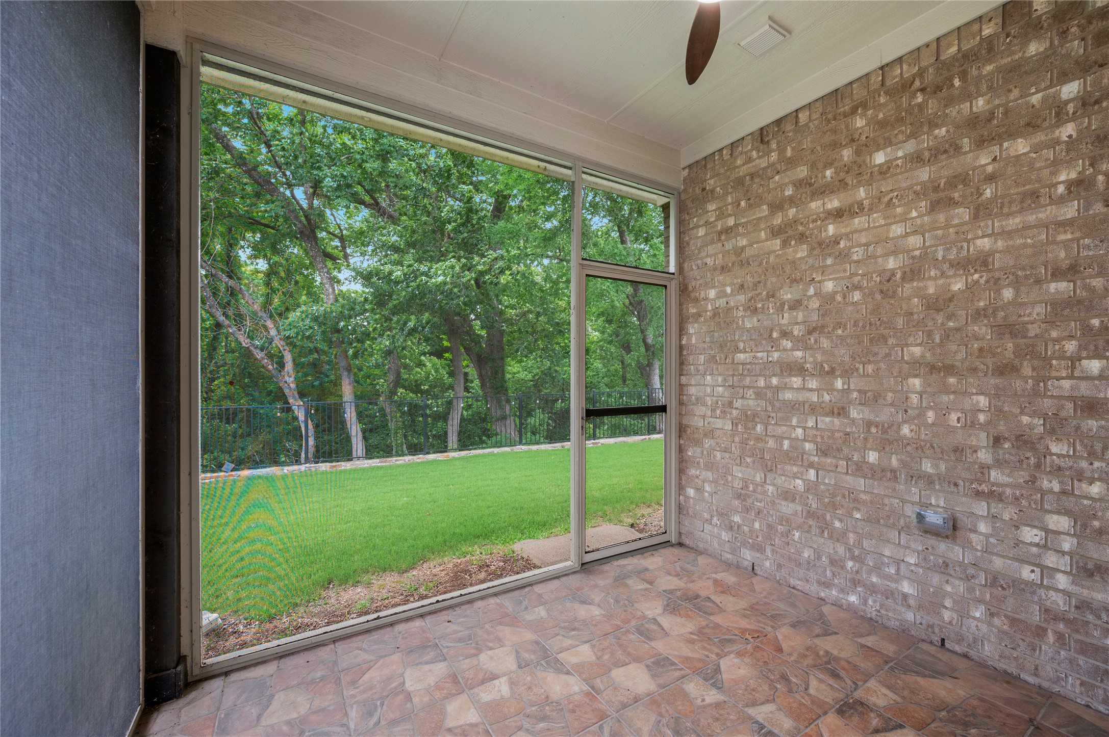1524 Sonnet Drive