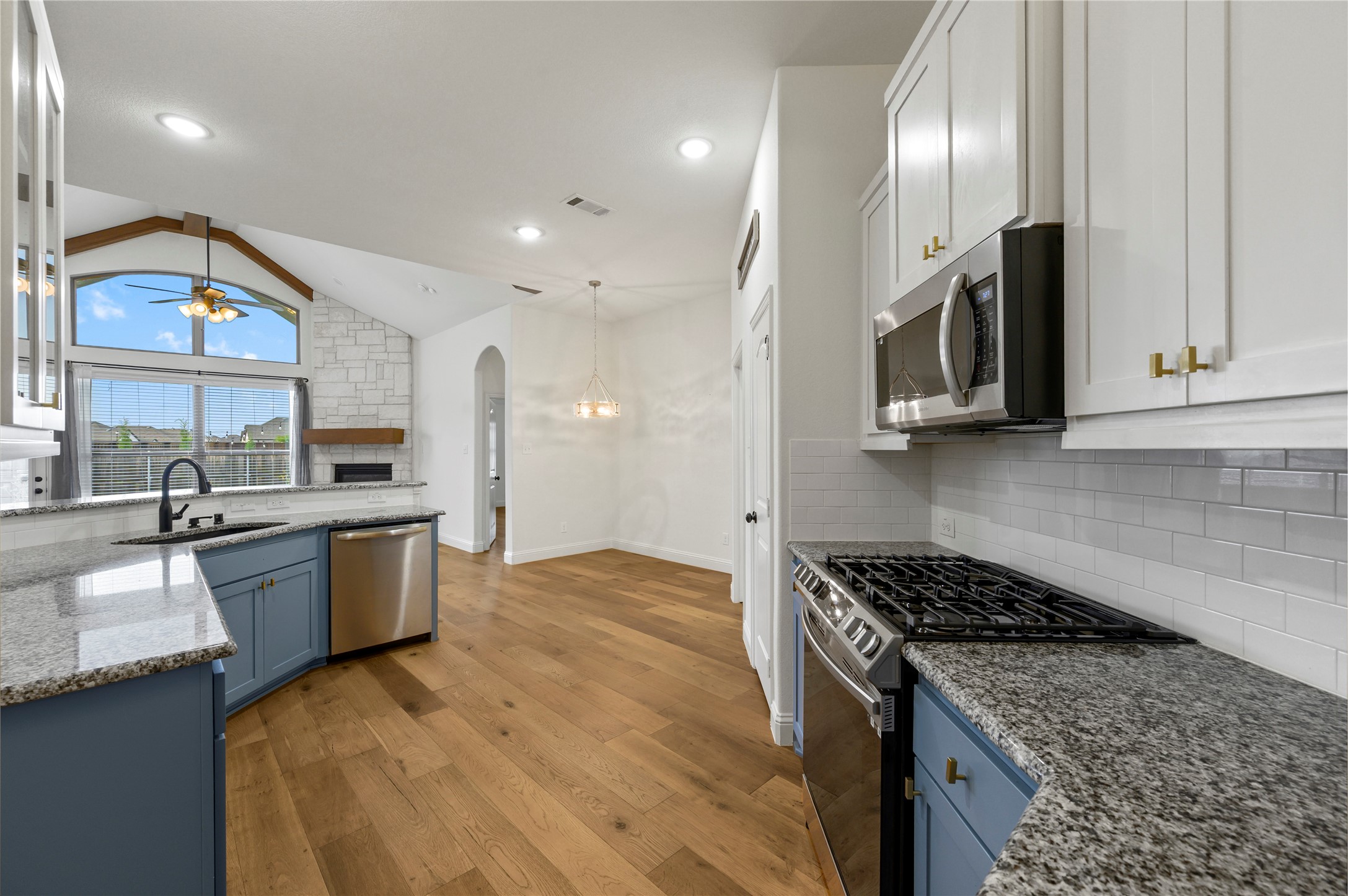 1765 Amalfi Drive