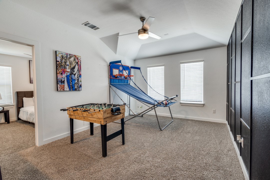 3351 Conroe Street