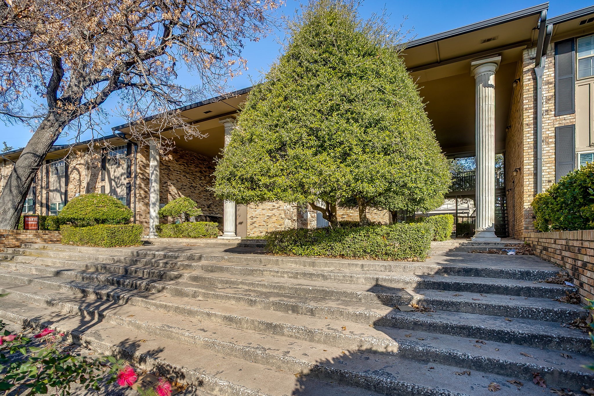7929 Royal Lane 206
