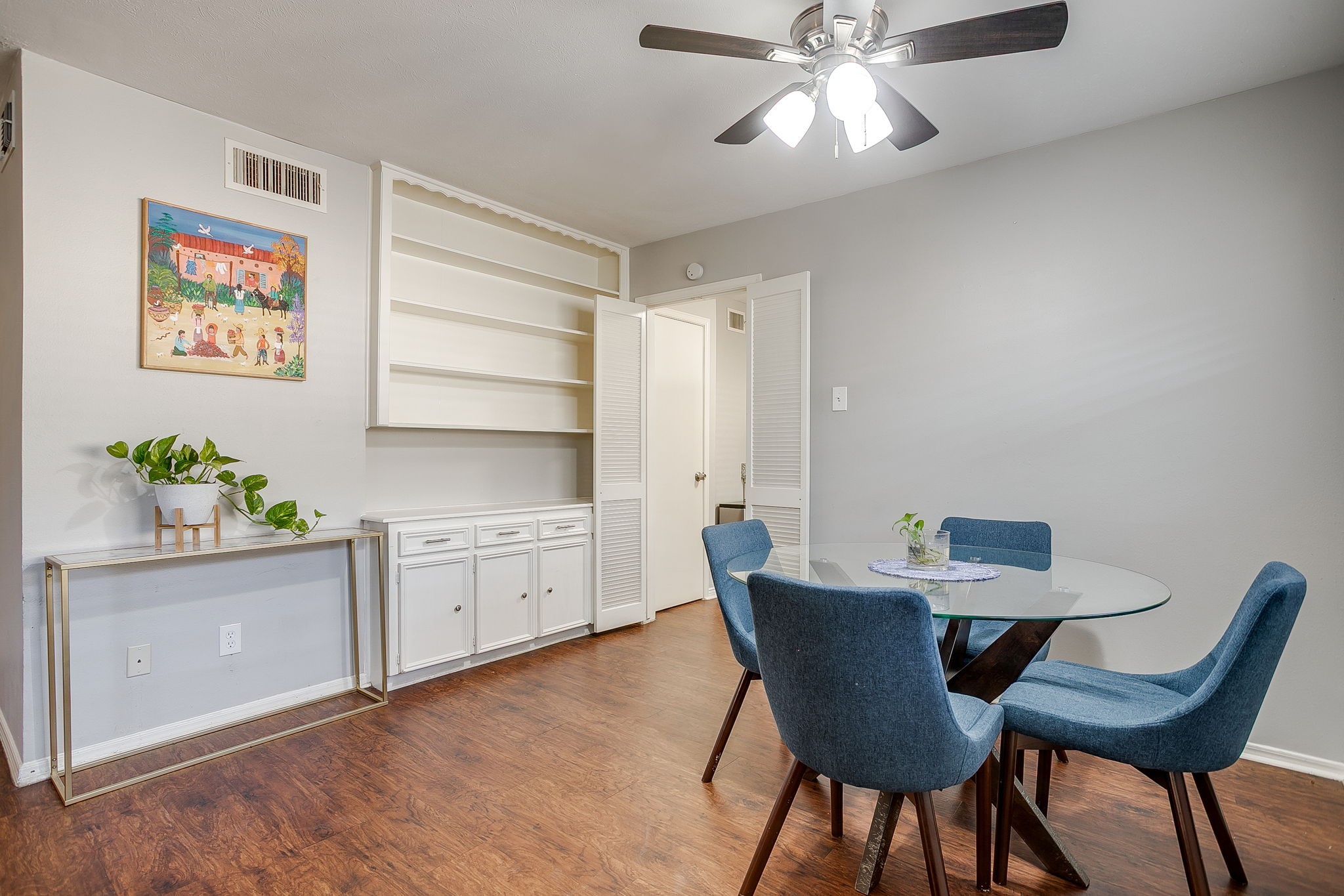 7929 Royal Lane 206