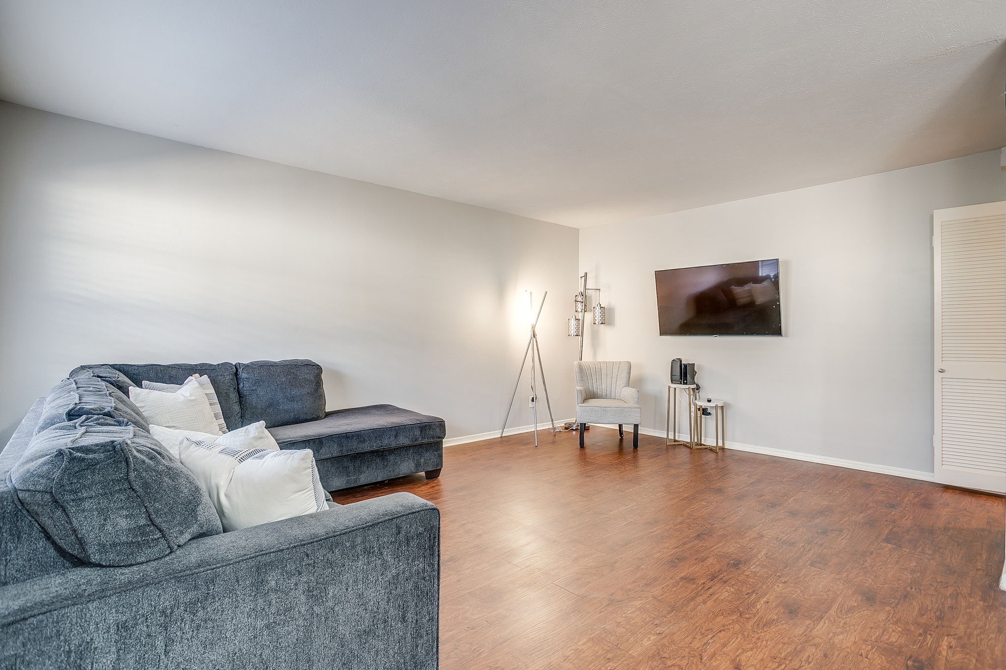 7929 Royal Lane 206
