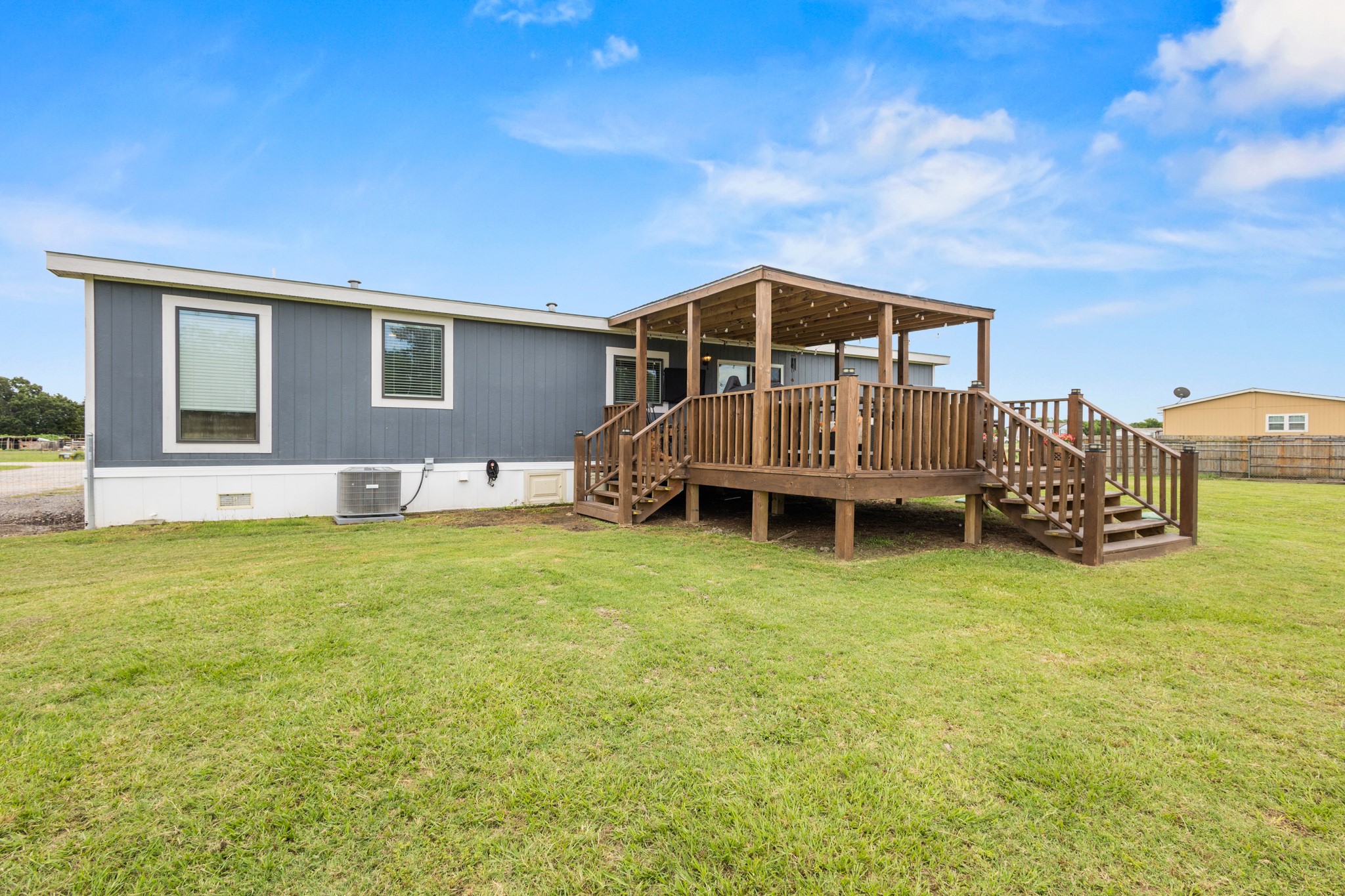 2827 Grays Prairie Lane