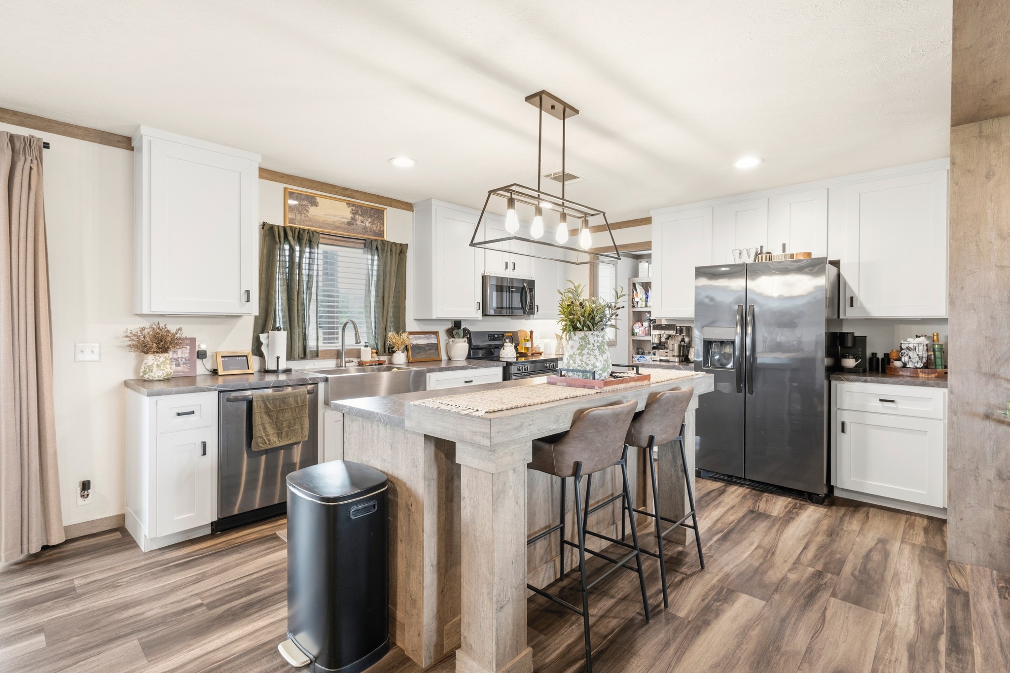 2827 Grays Prairie Lane