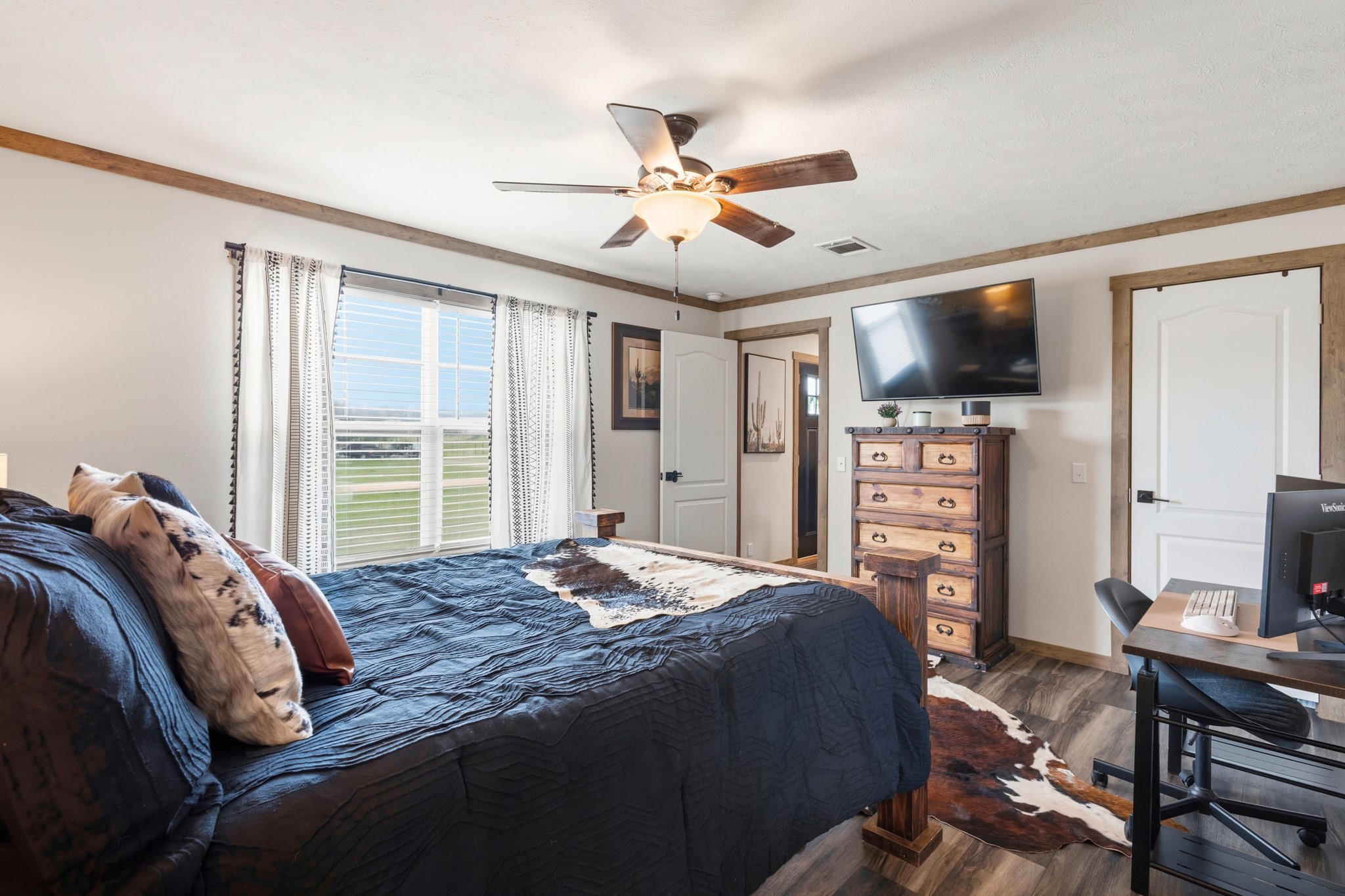 2827 Grays Prairie Lane