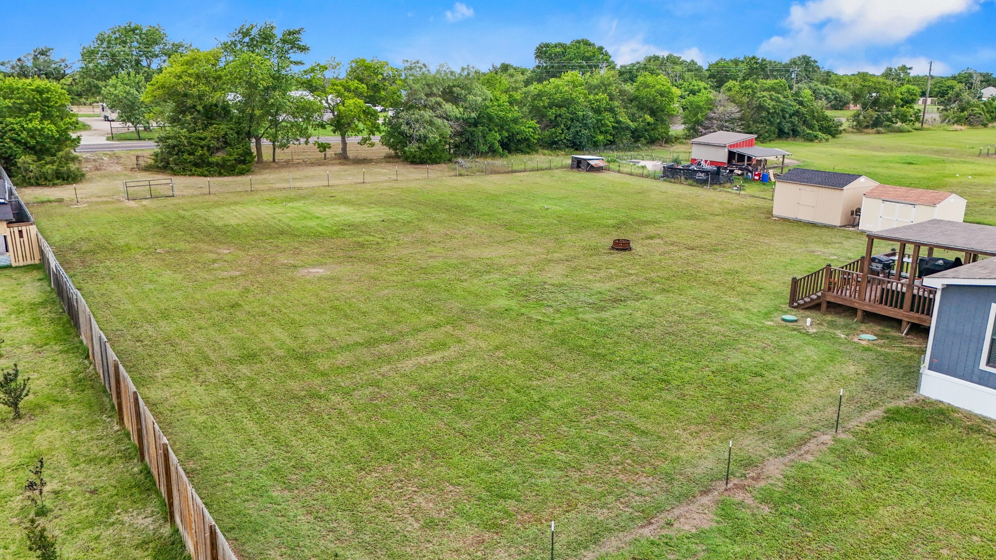 2827 Grays Prairie Lane