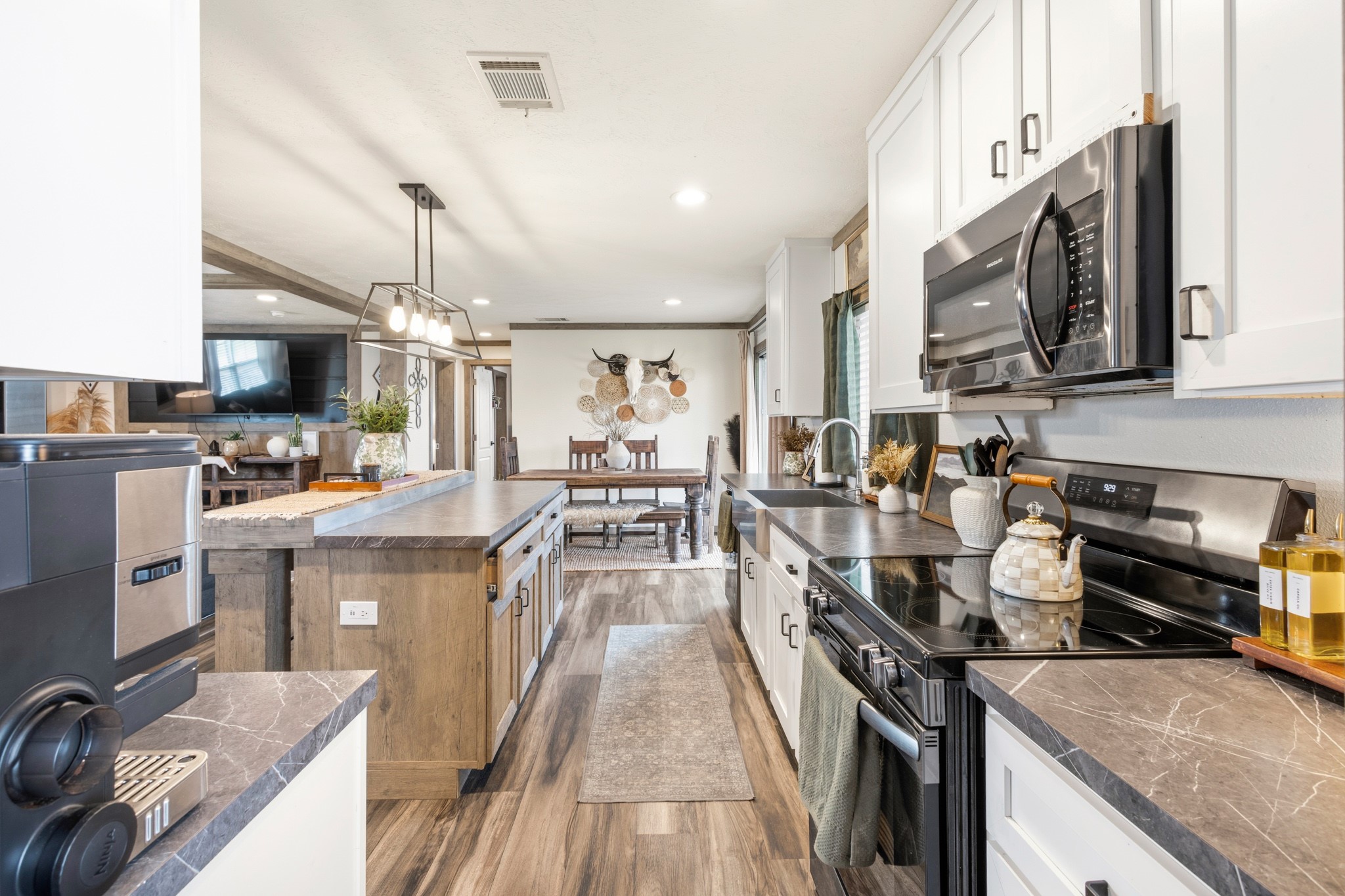 2827 Grays Prairie Lane
