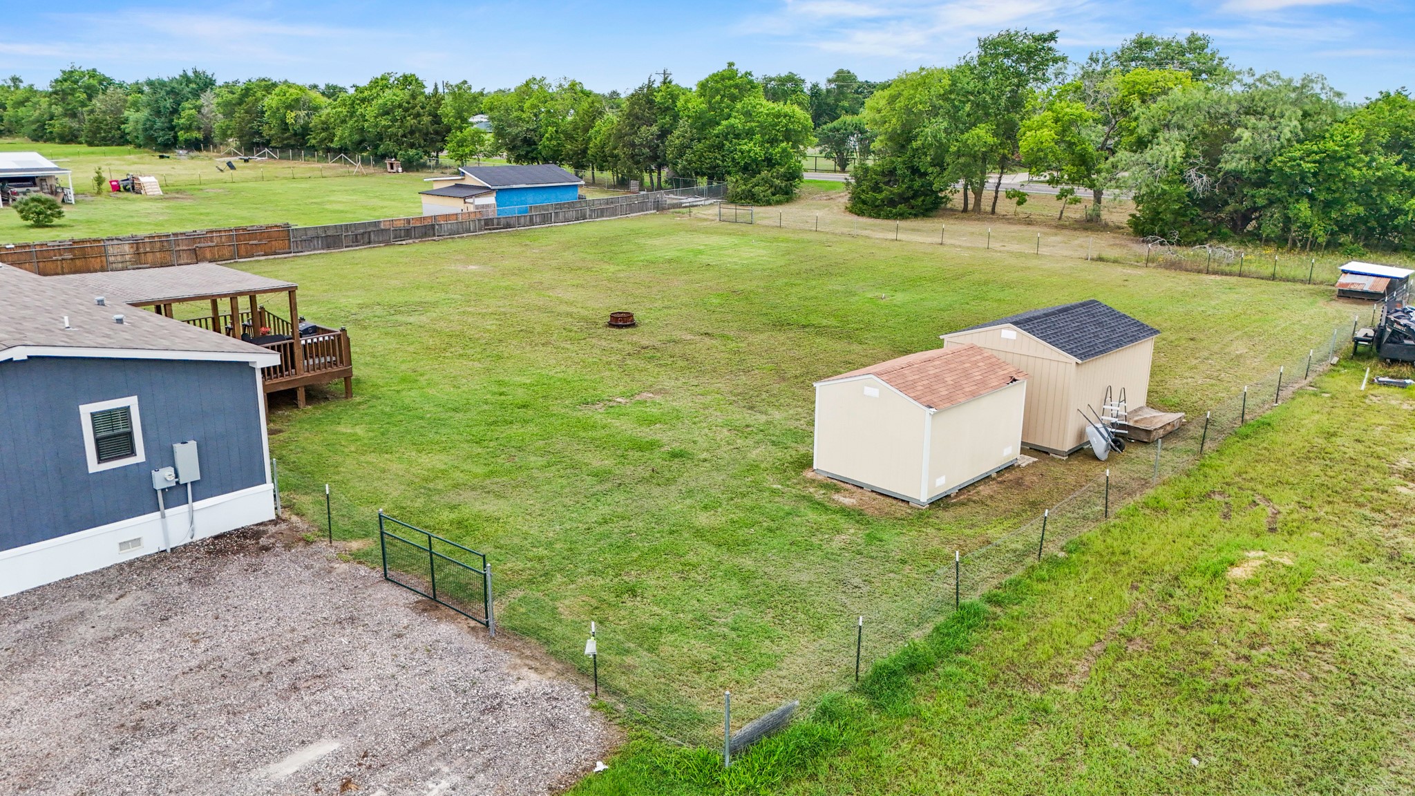 2827 Grays Prairie Lane