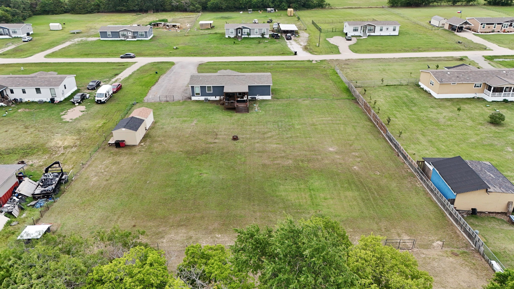 2827 Grays Prairie Lane