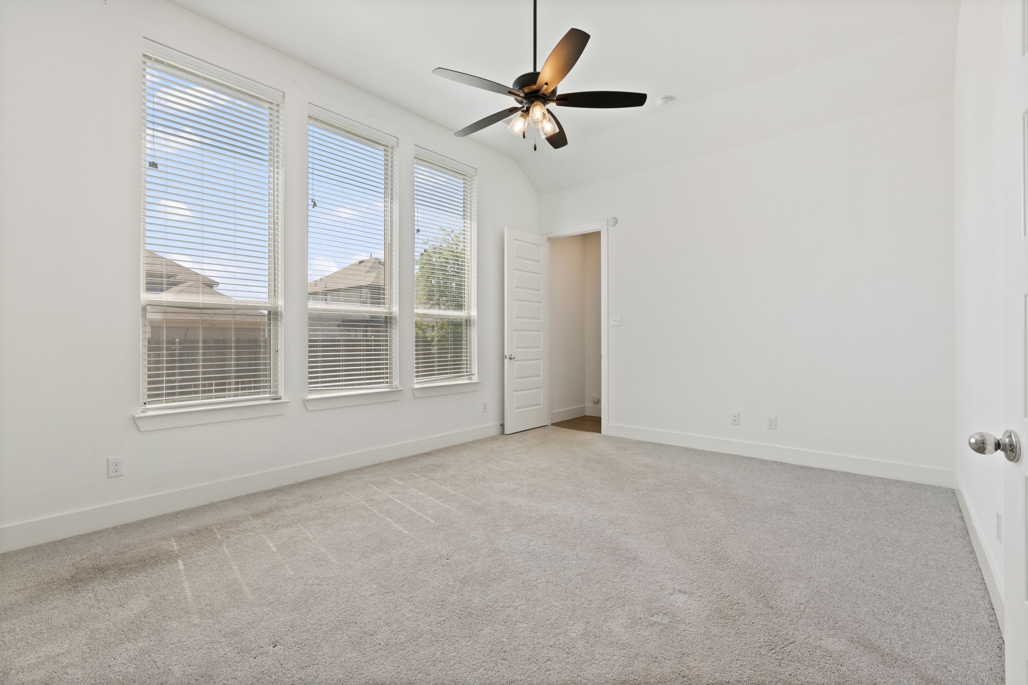 1696 Storey Lane