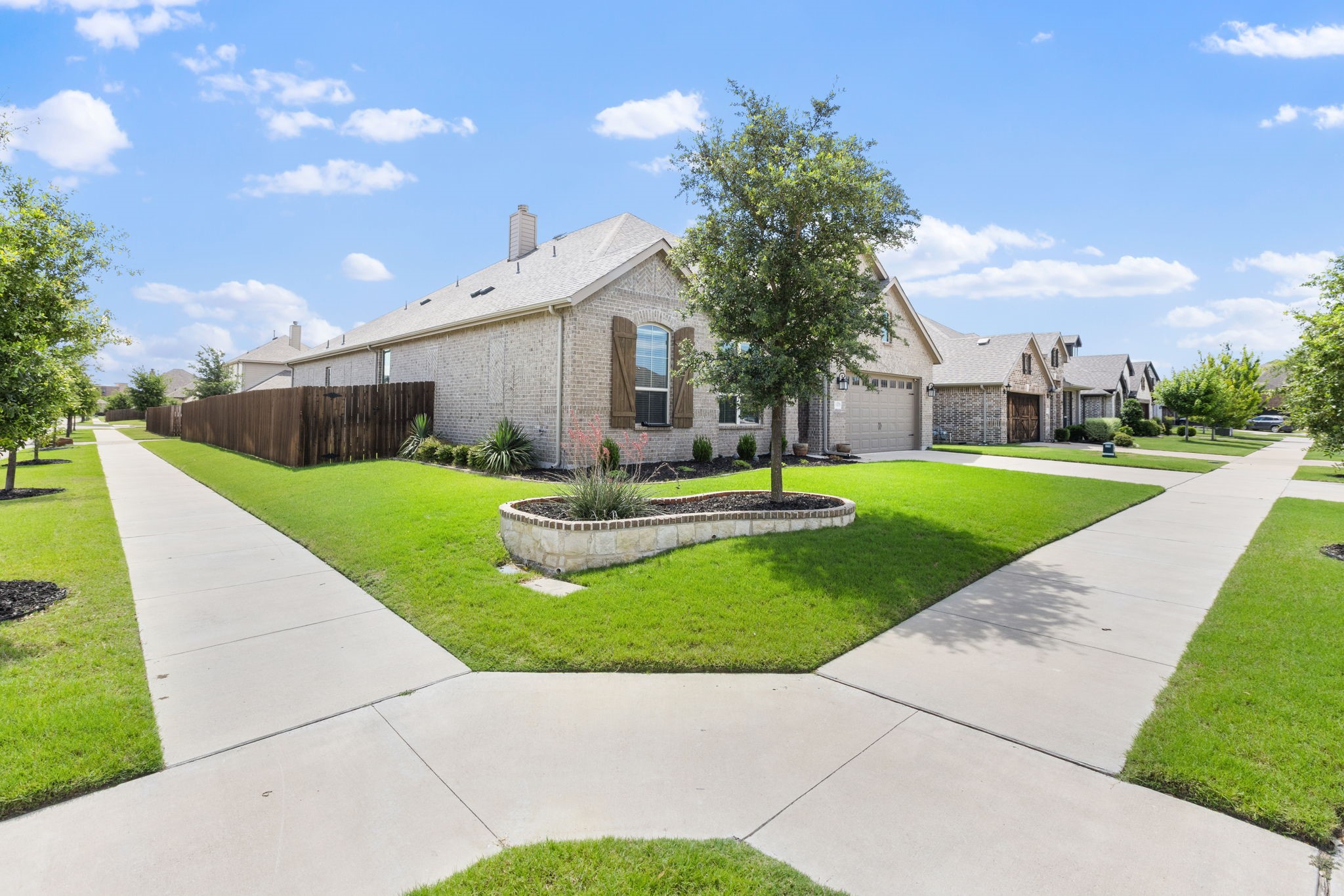 1696 Storey Lane
