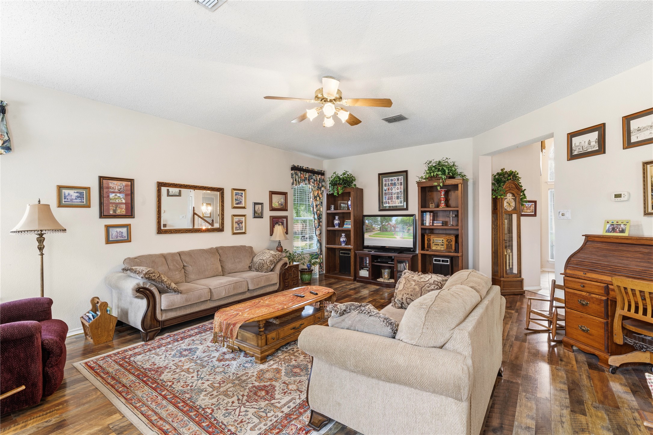 7604 Oak Knoll Drive