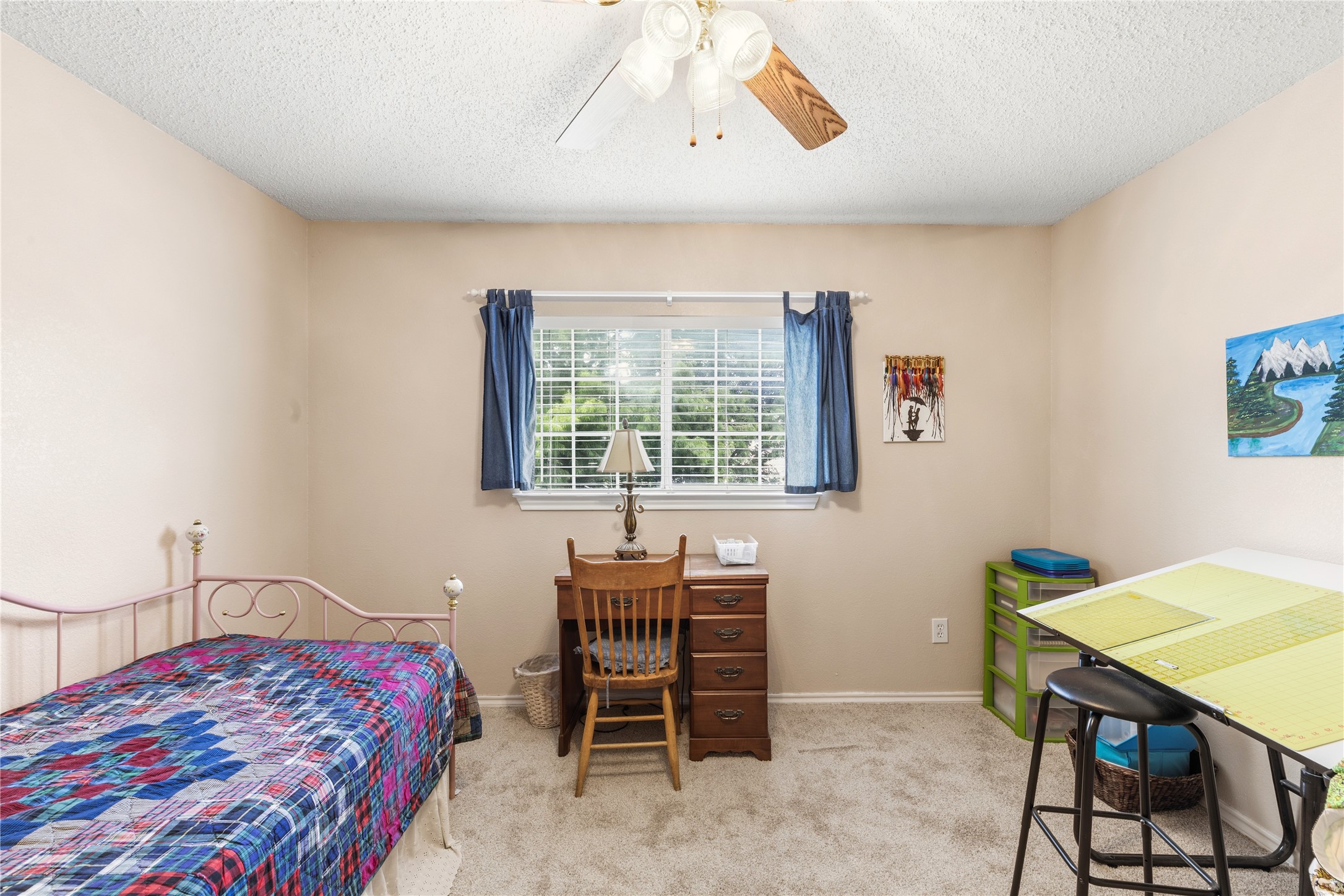7604 Oak Knoll Drive