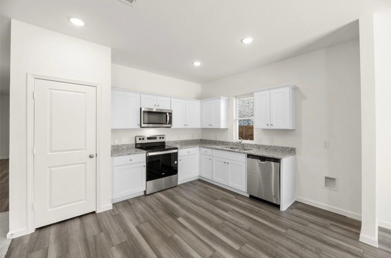10308 Holycross Lane