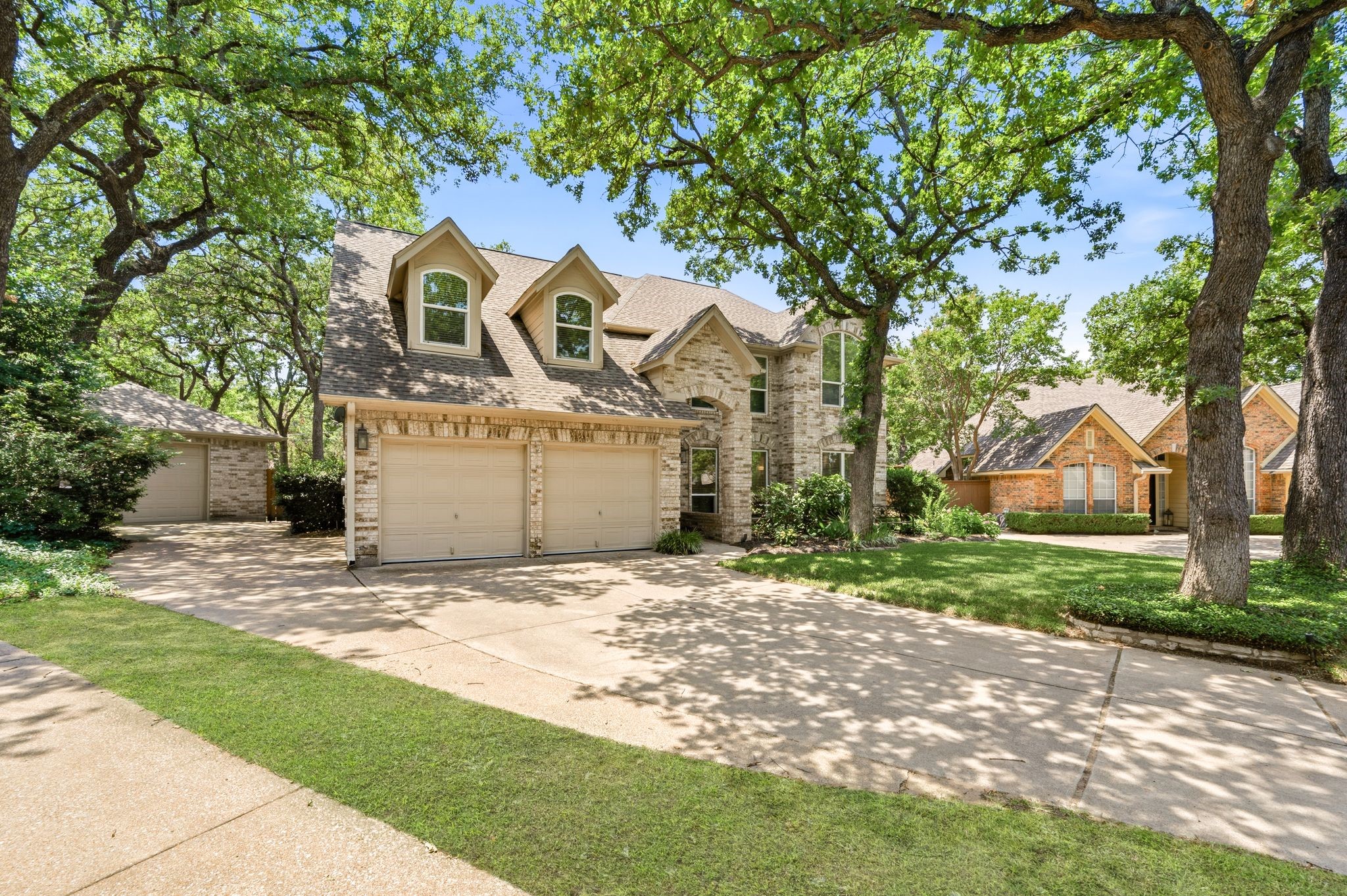 3906 Brookfield Drive