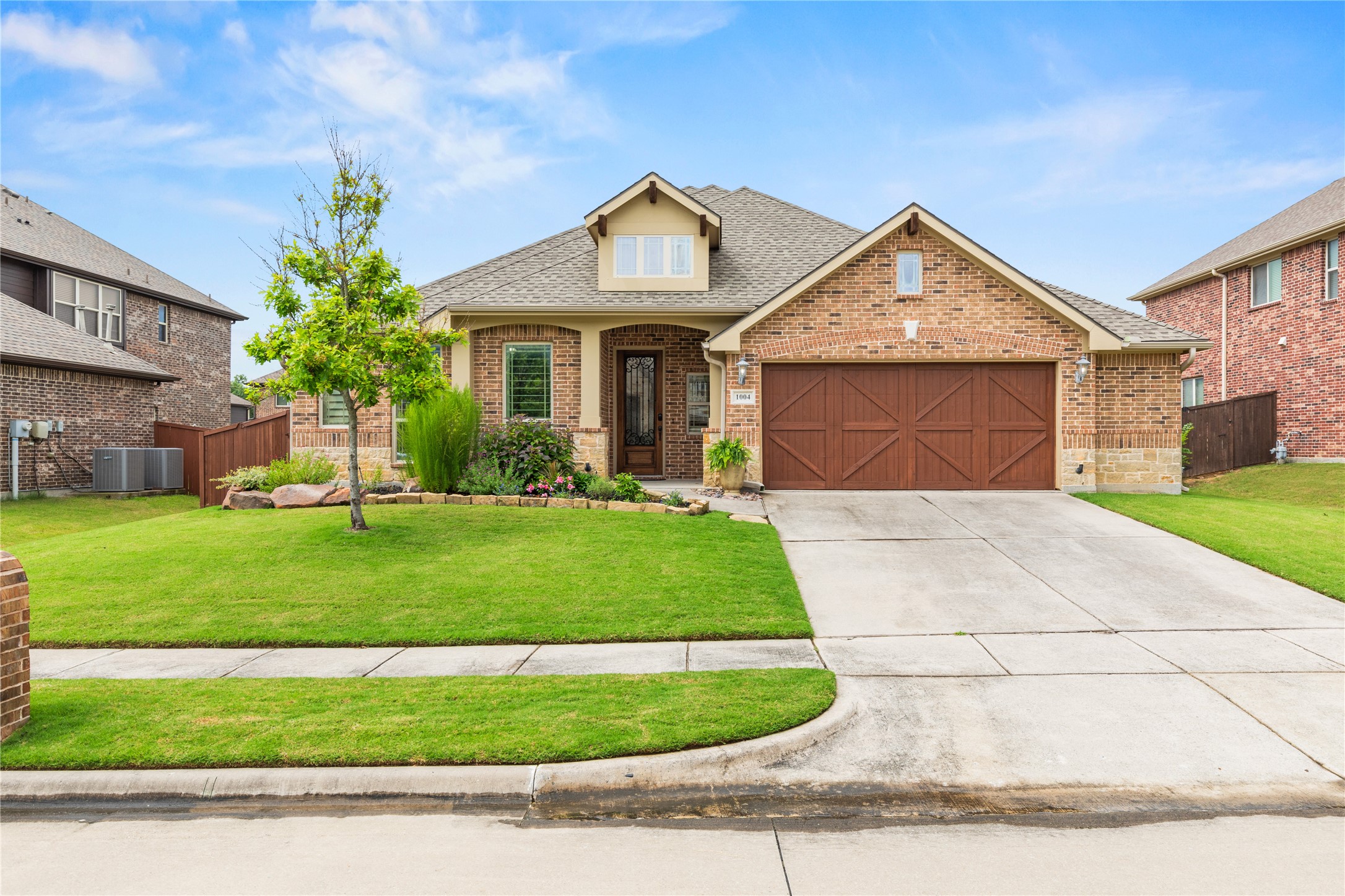 1004 Cambridge Court