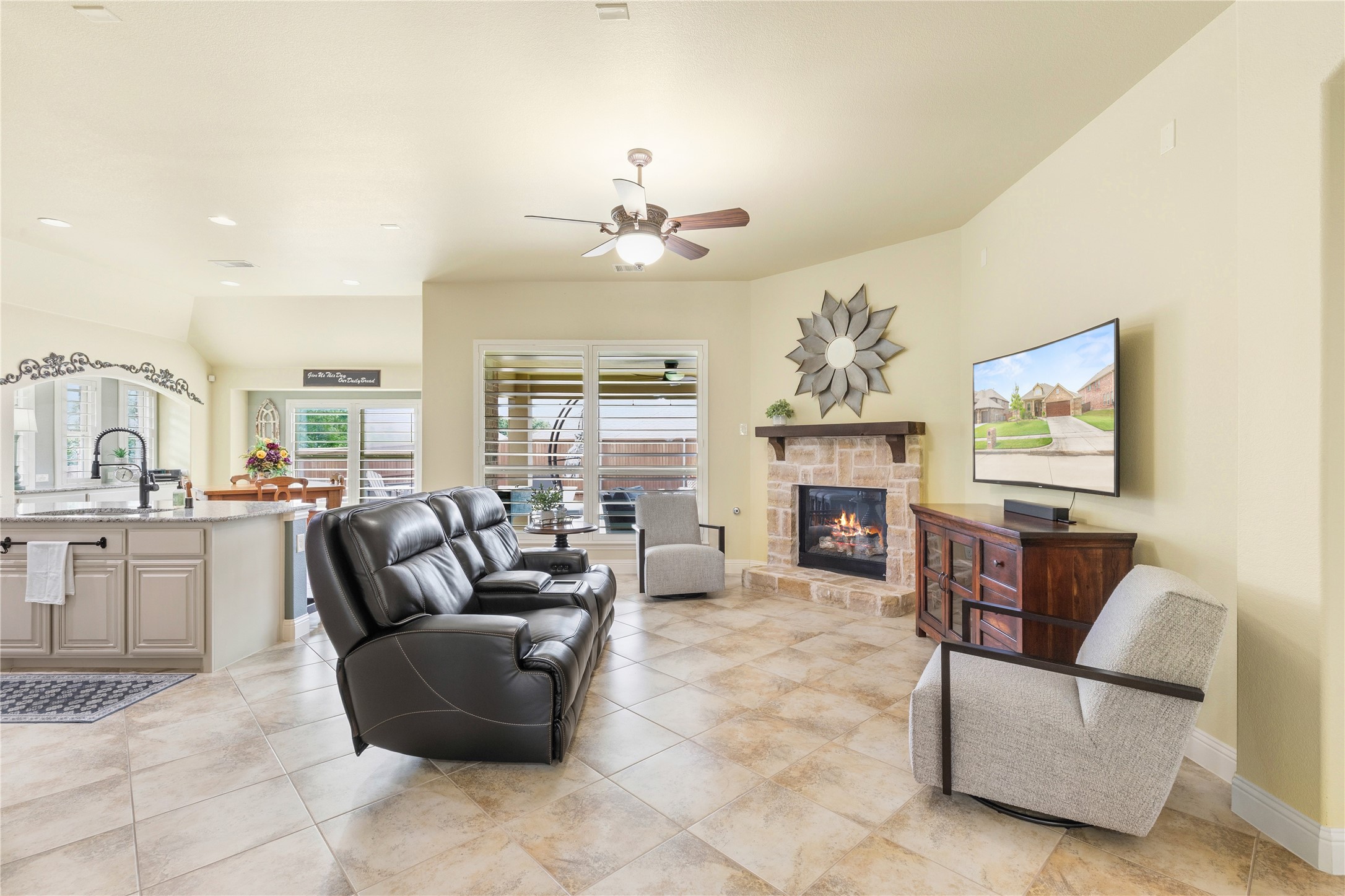 1004 Cambridge Court