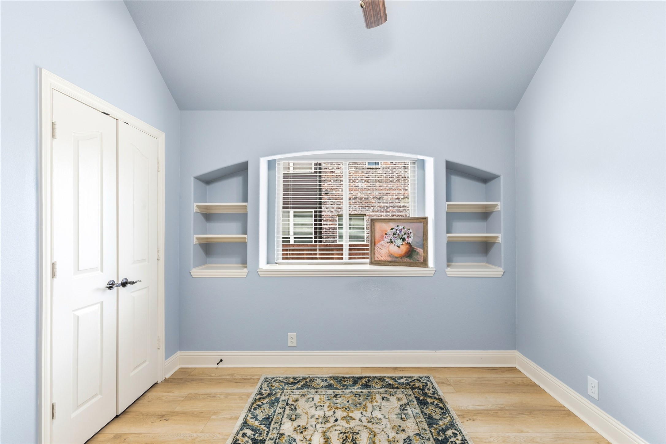 1004 Cambridge Court