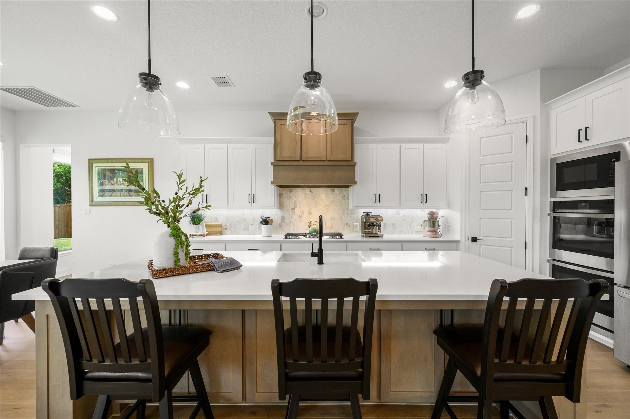 1914 Benedetto Way