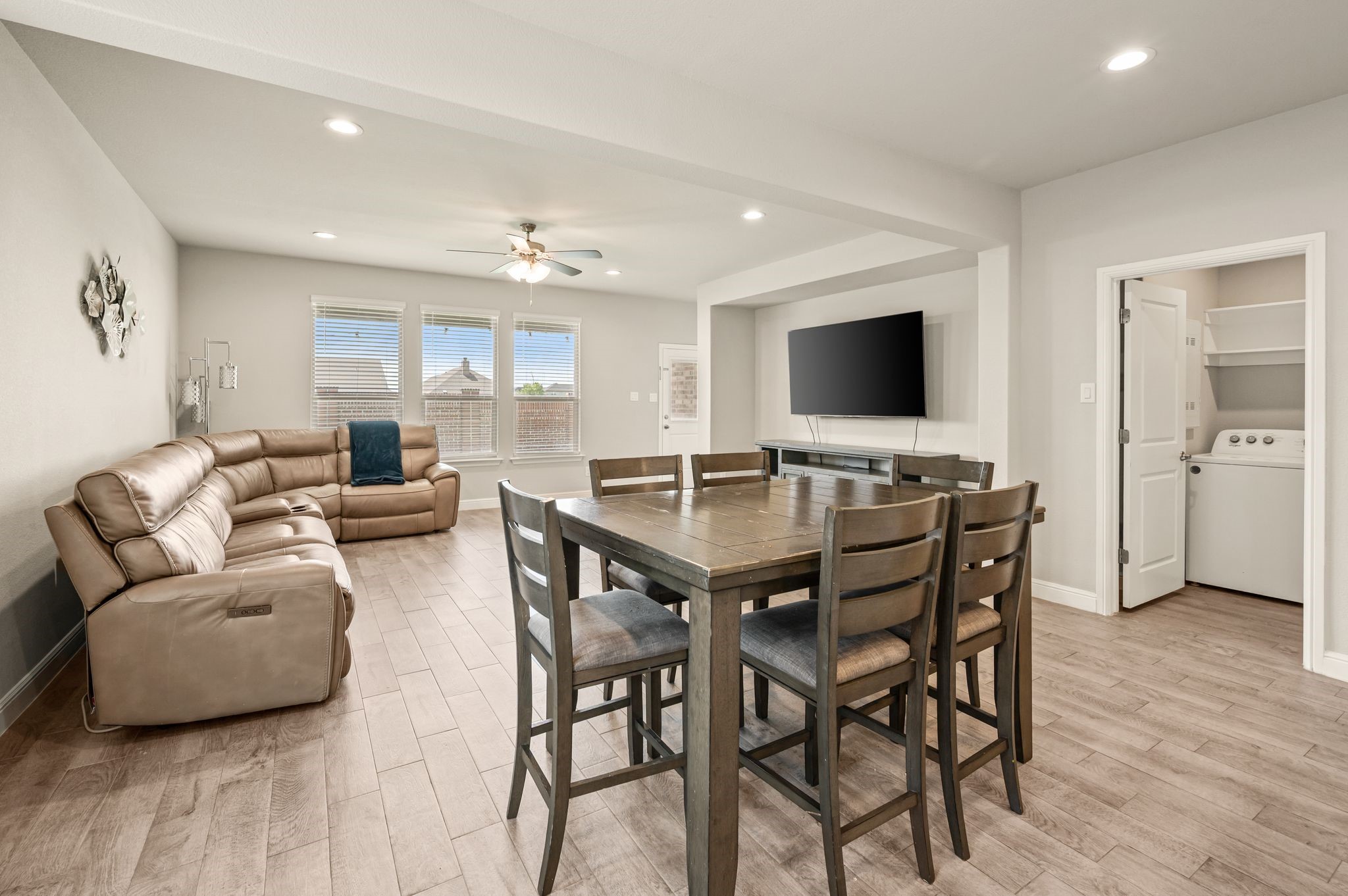1841 Chamaeleon Drive