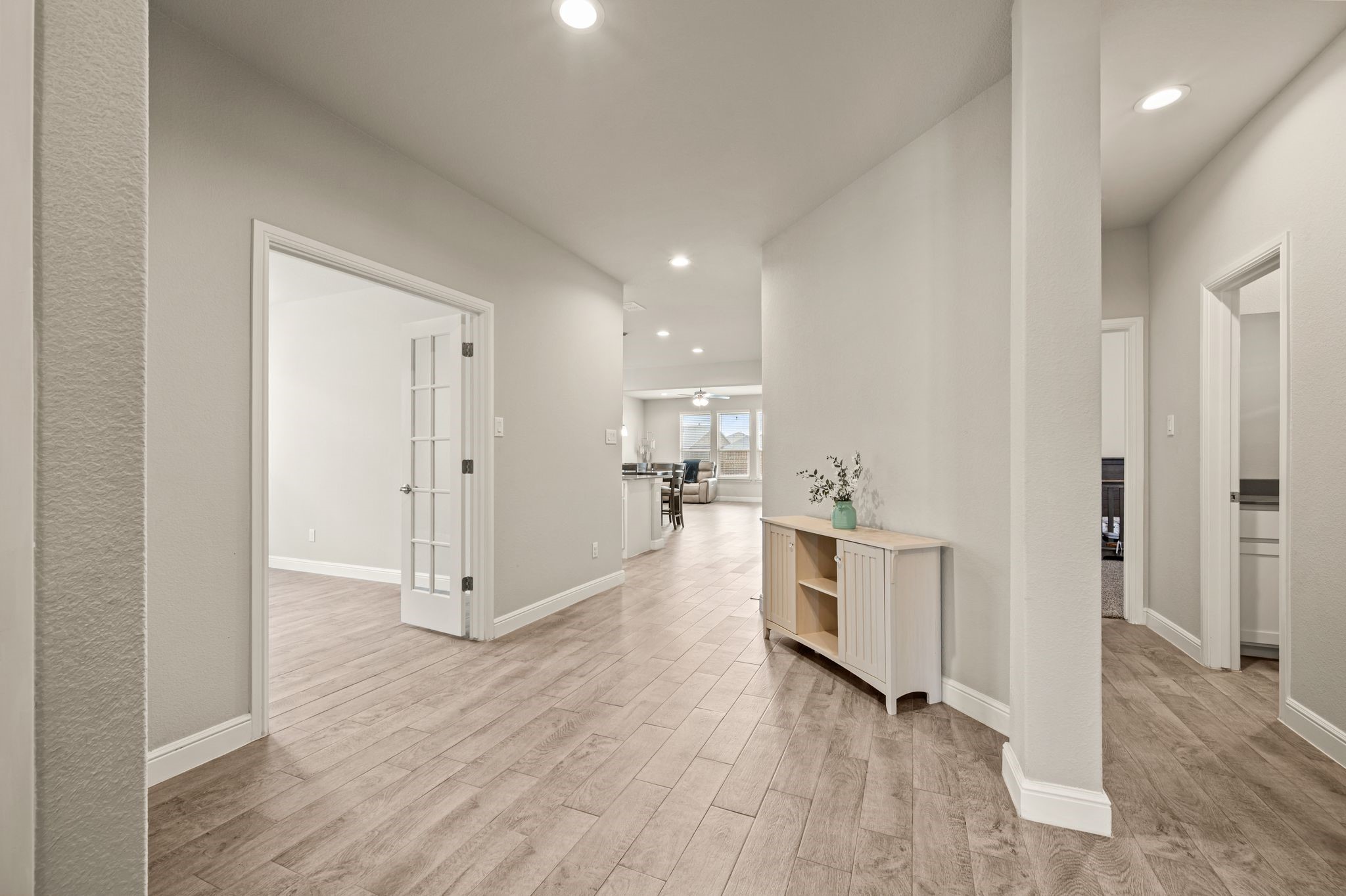 1841 Chamaeleon Drive