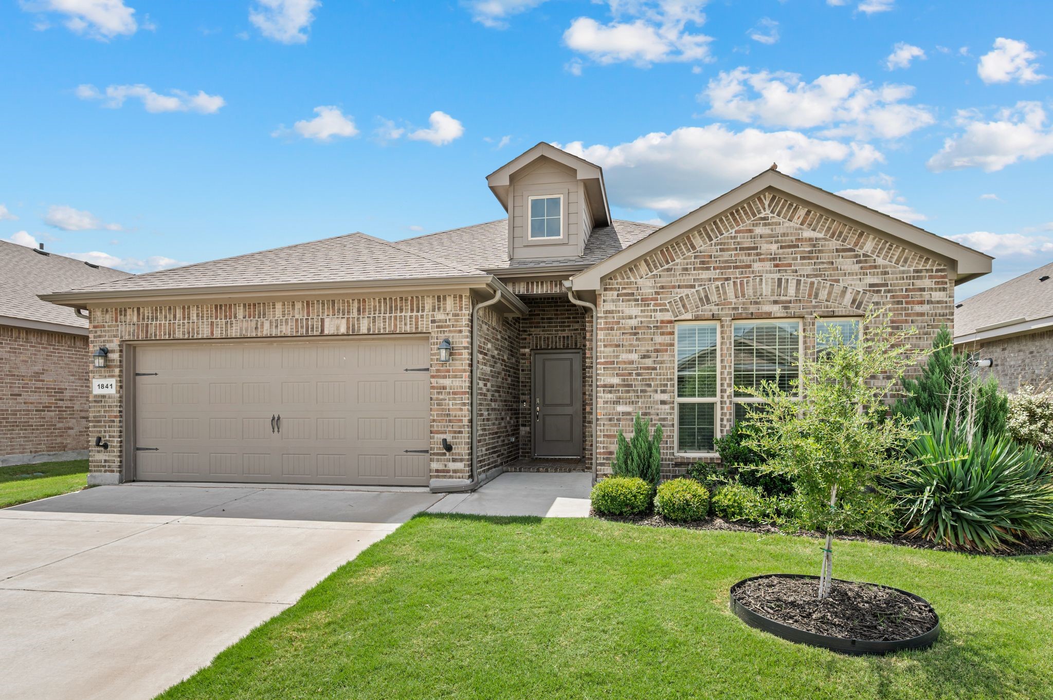 1841 Chamaeleon Drive