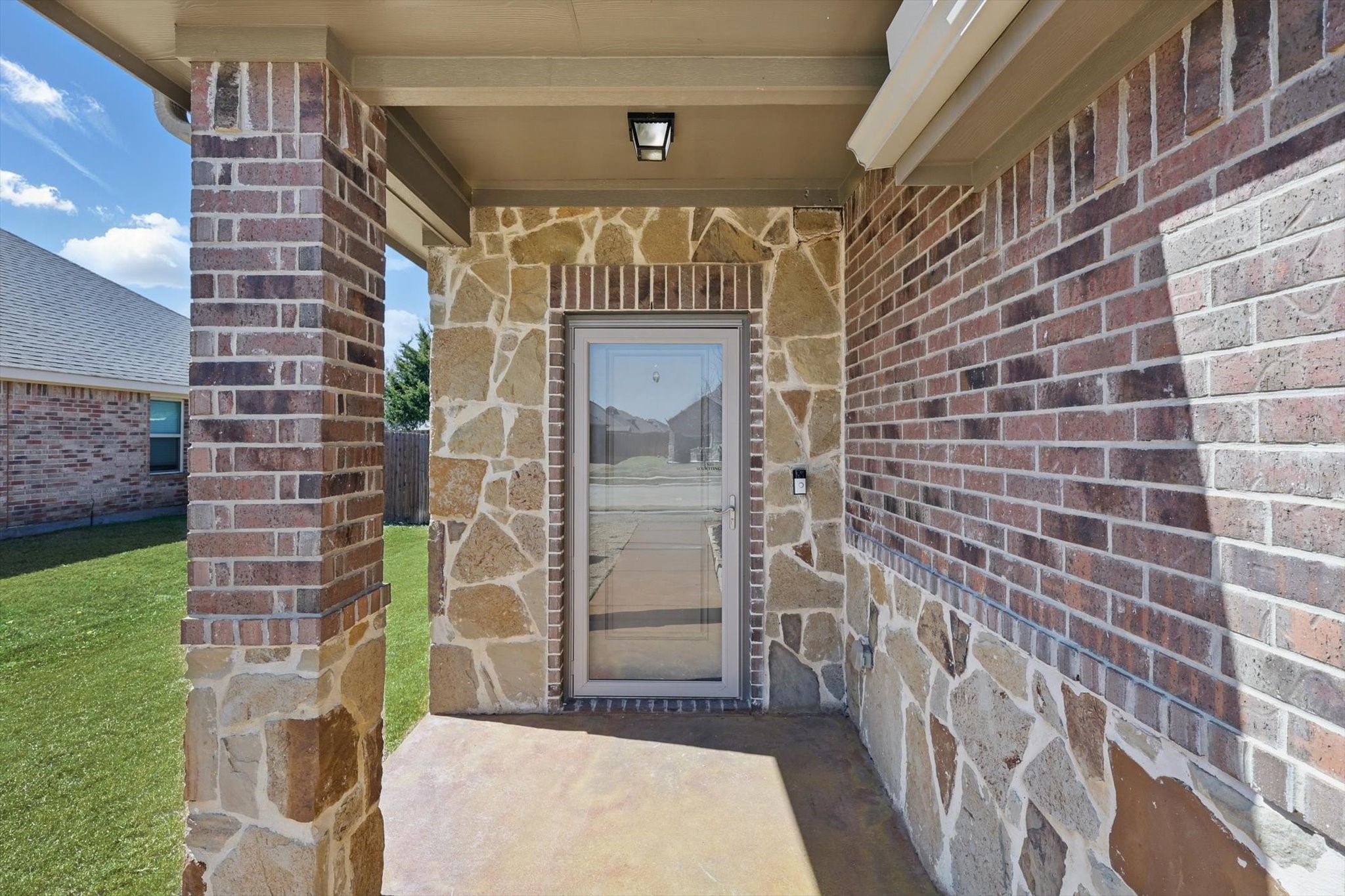 1530 Woodlake Drive