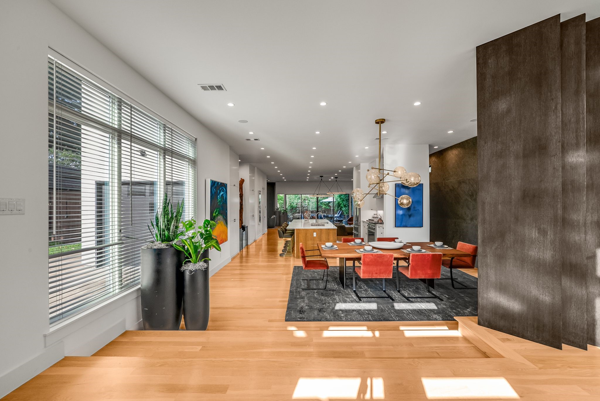 9960 Mixon Drive