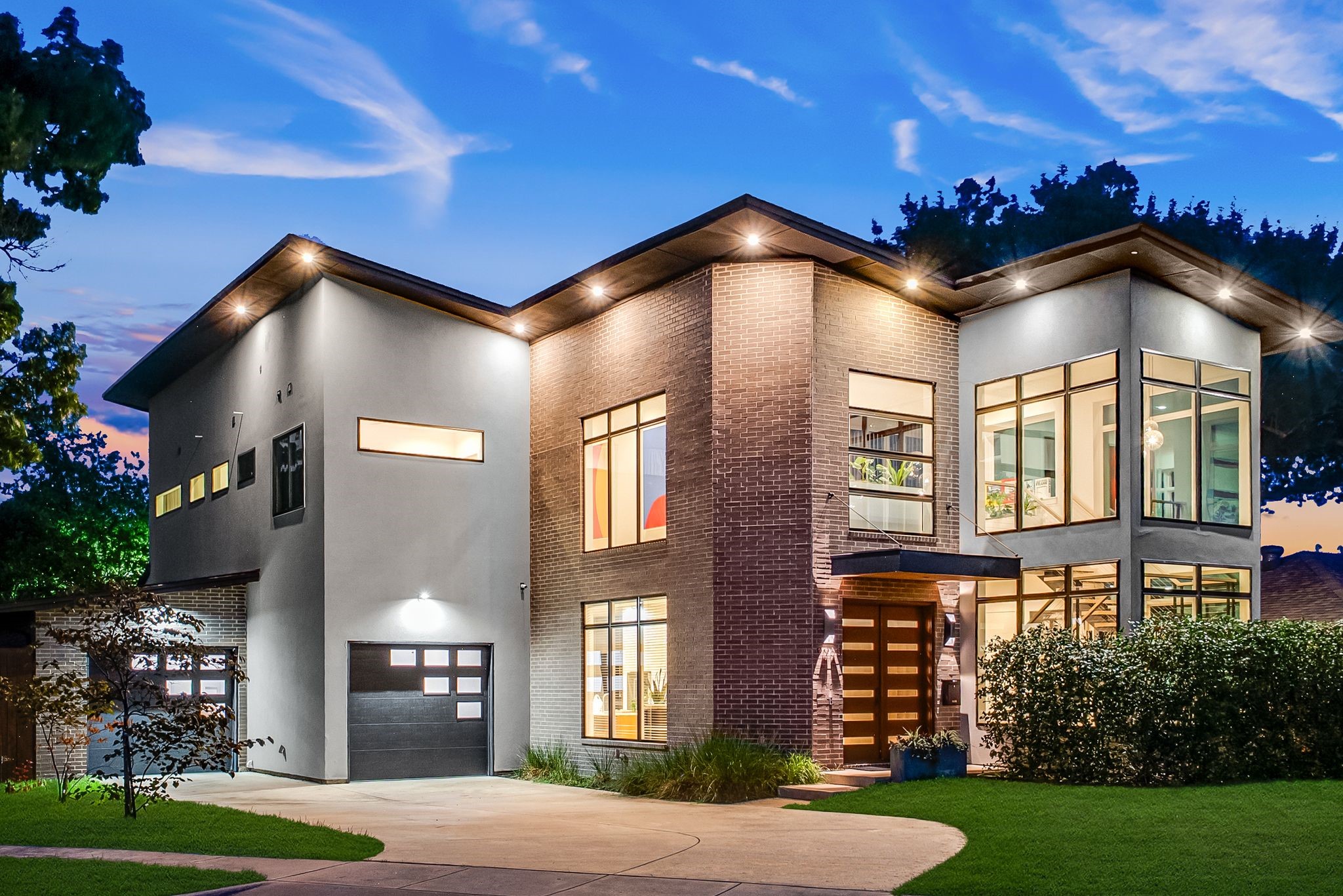 9960 Mixon Drive