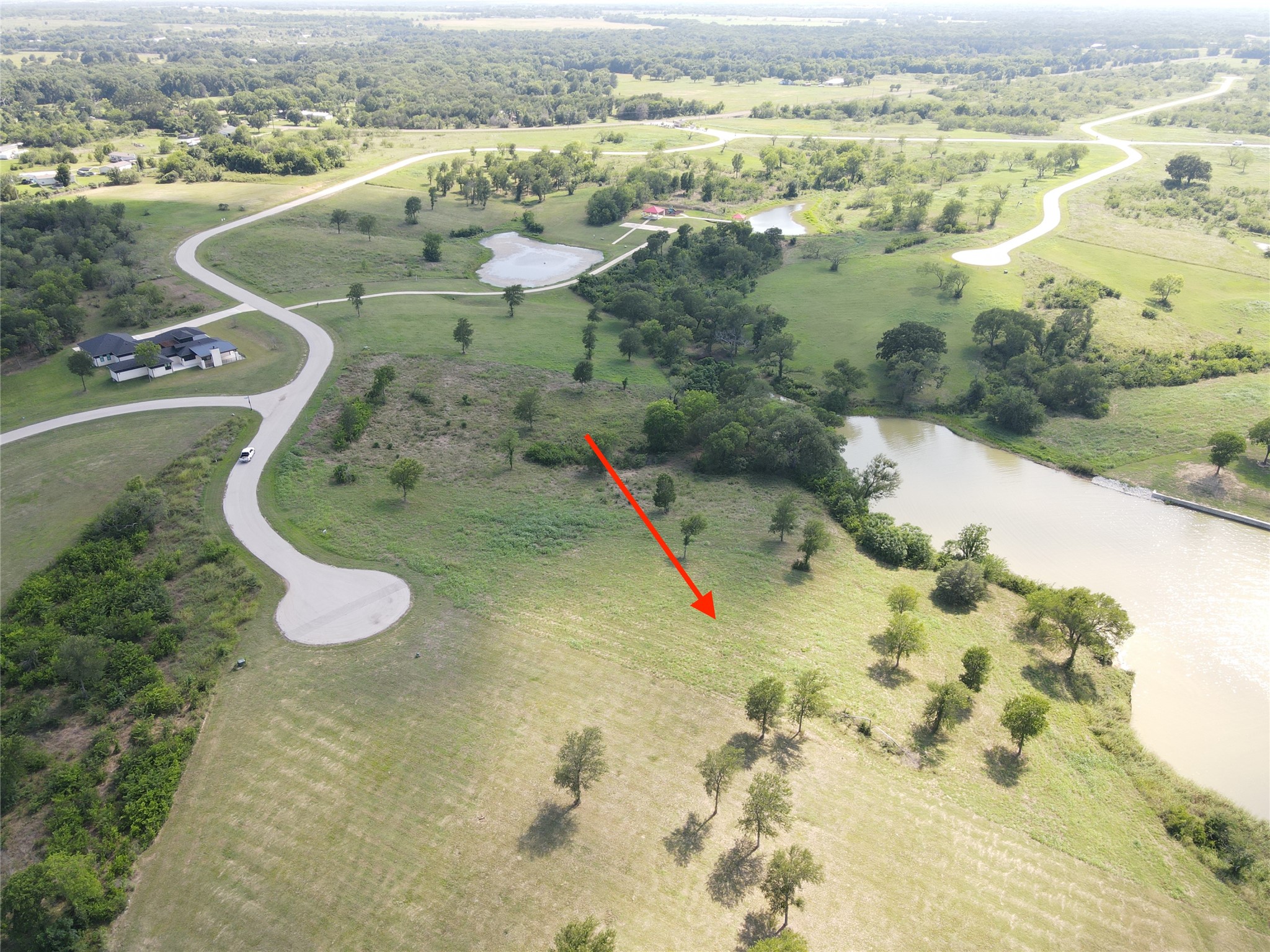 577 Old Peninsula Trail