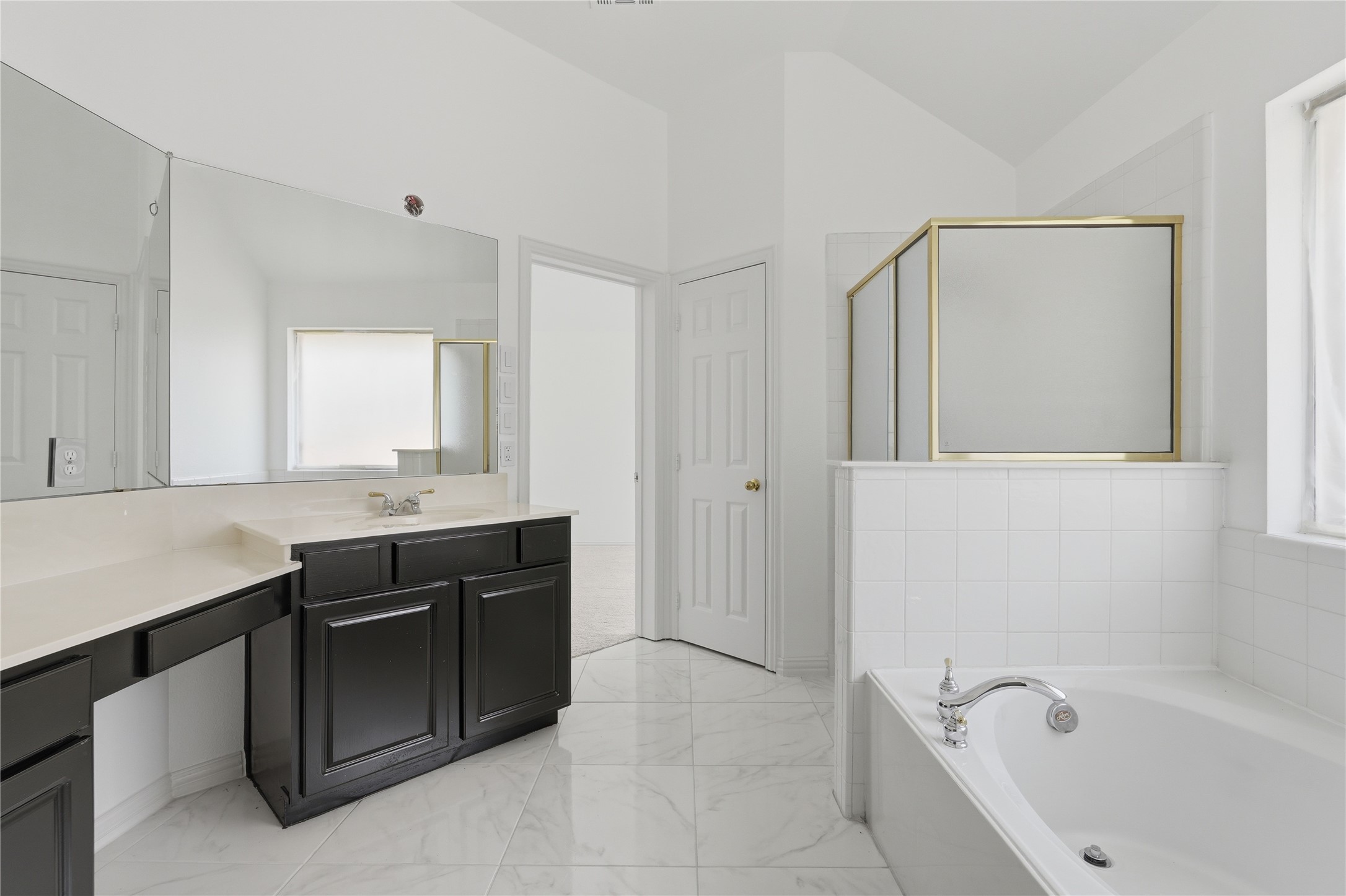 5001 Spicewood Drive