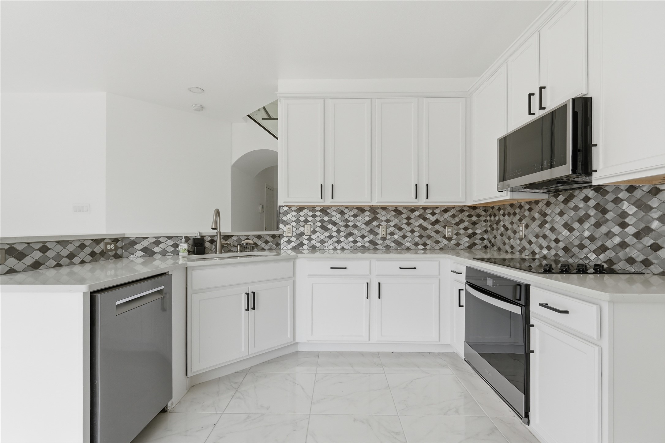 5001 Spicewood Drive