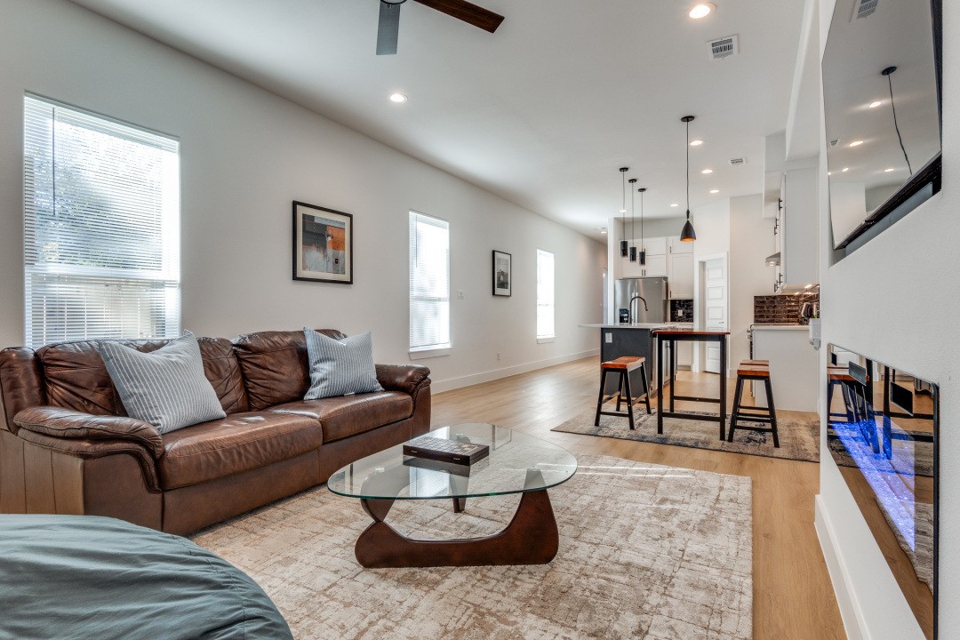 2210 Bethurum