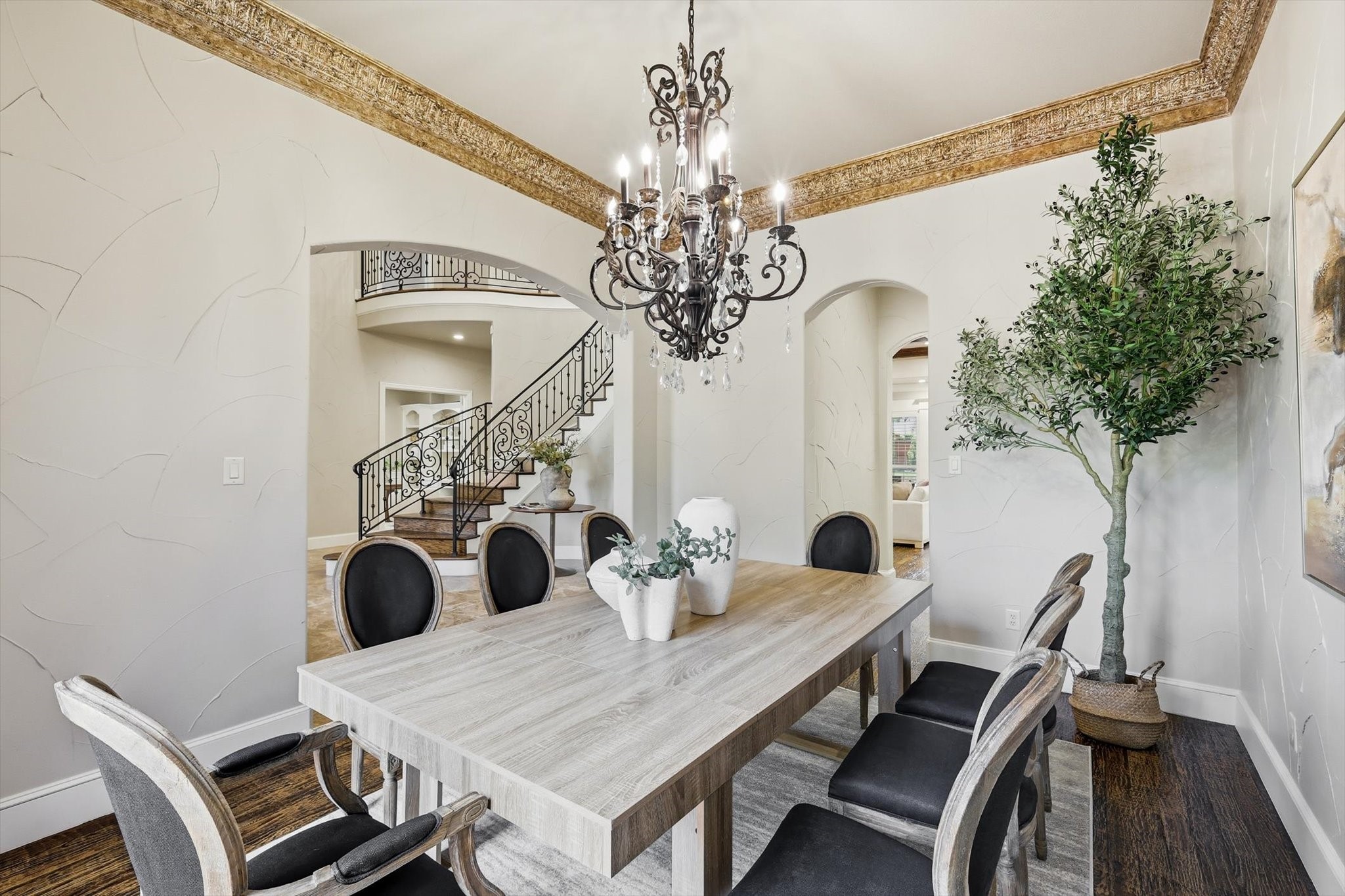 1805 Grosvenor Green