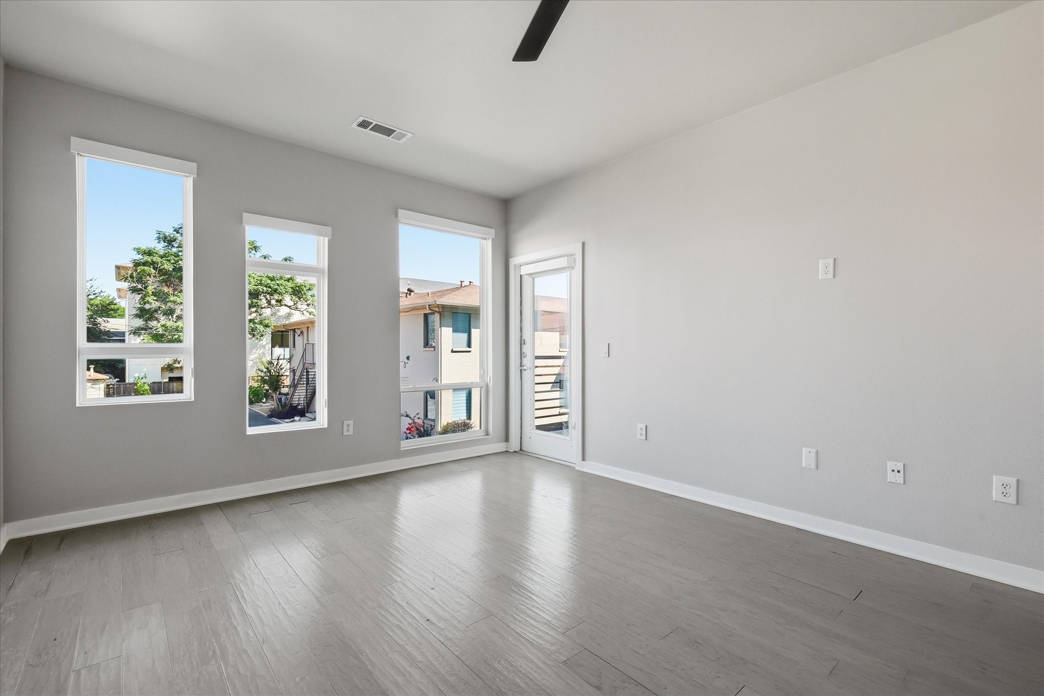 4107 Bowser Avenue 110