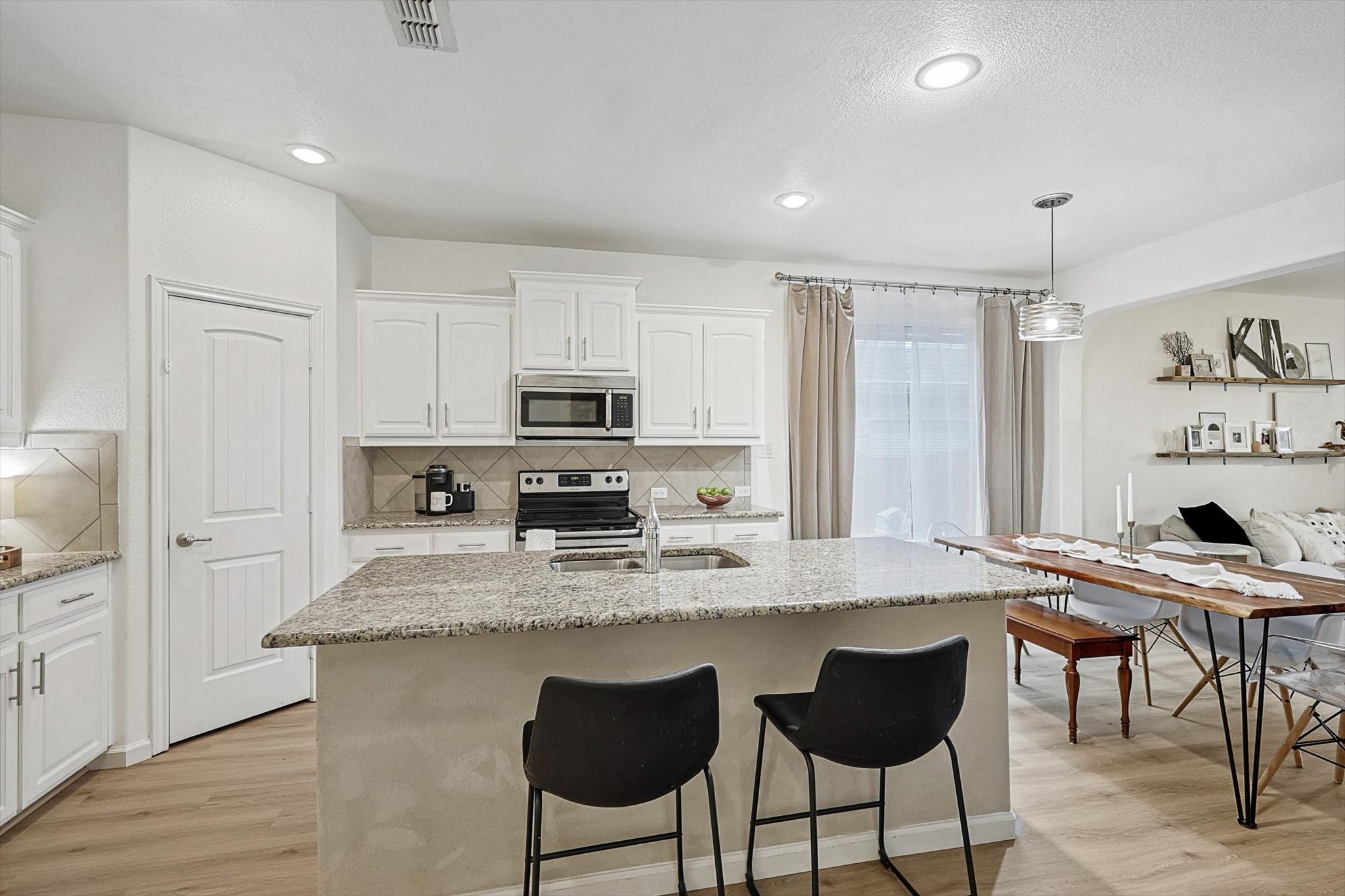 3921 Tule Ranch Road