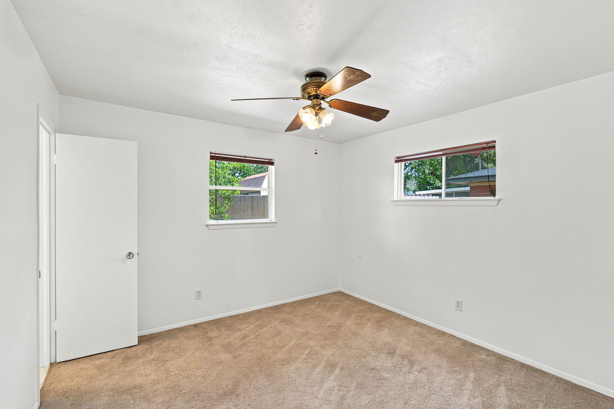 1508 Hillside Drive