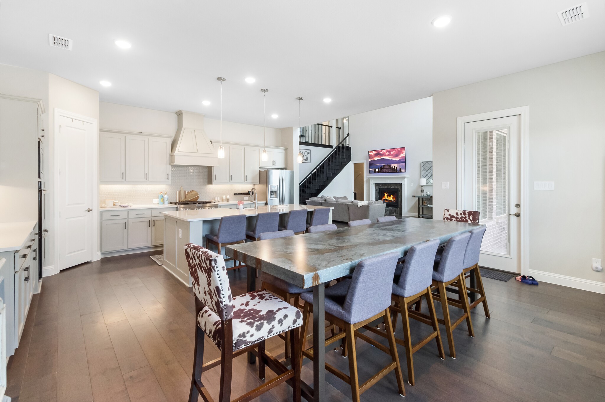 2908 Standing Tall Court
