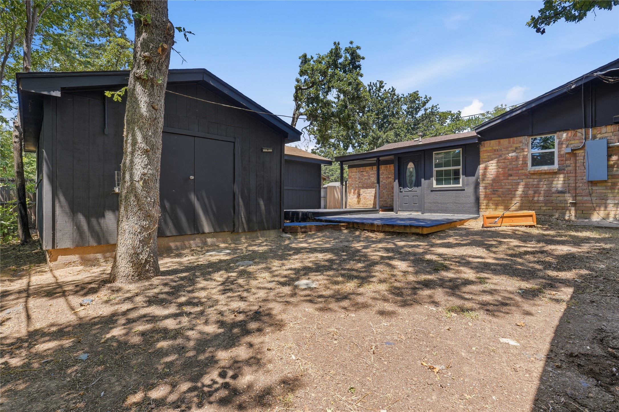 2706 Mintwood Place
