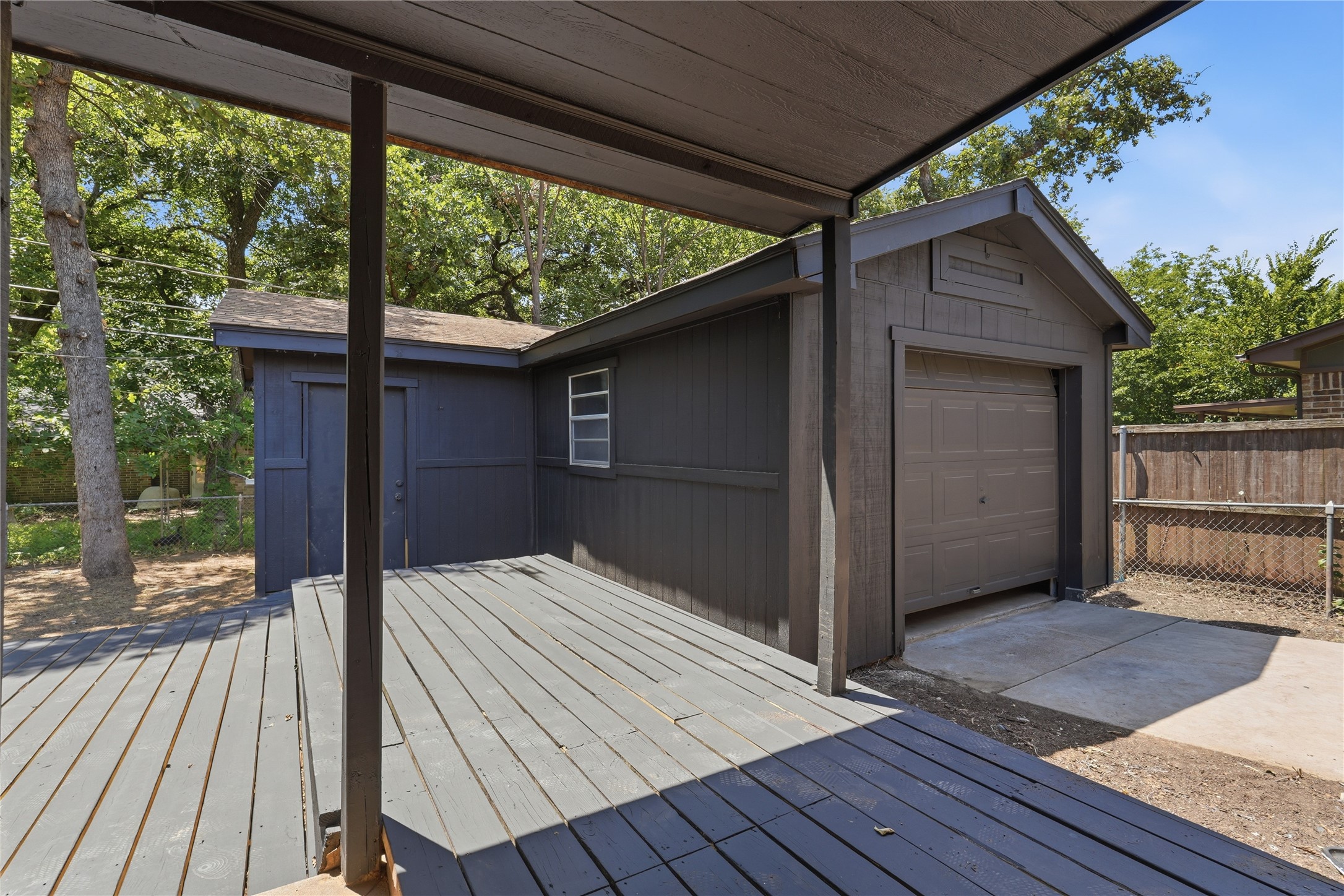 2706 Mintwood Place