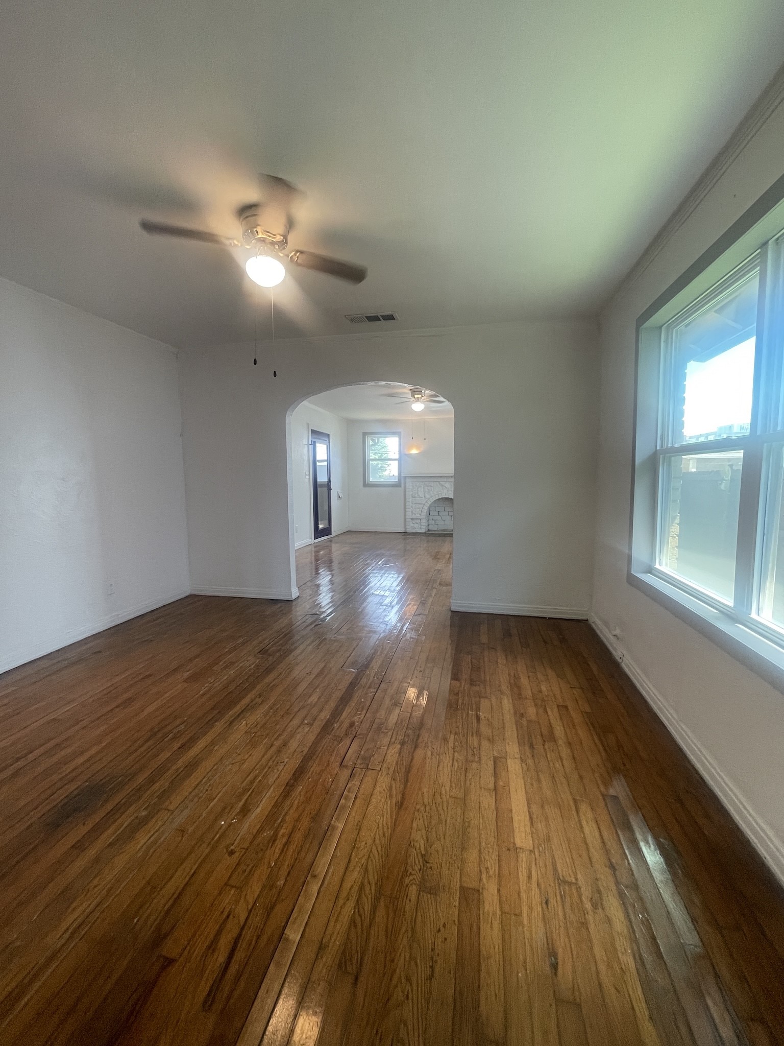 3819 Roseland Avenue