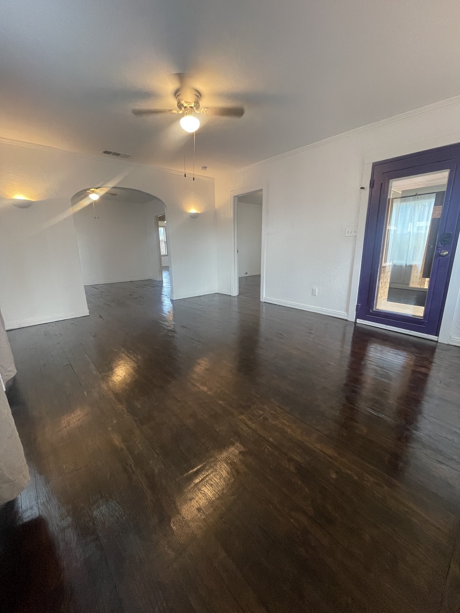 3819 Roseland Avenue