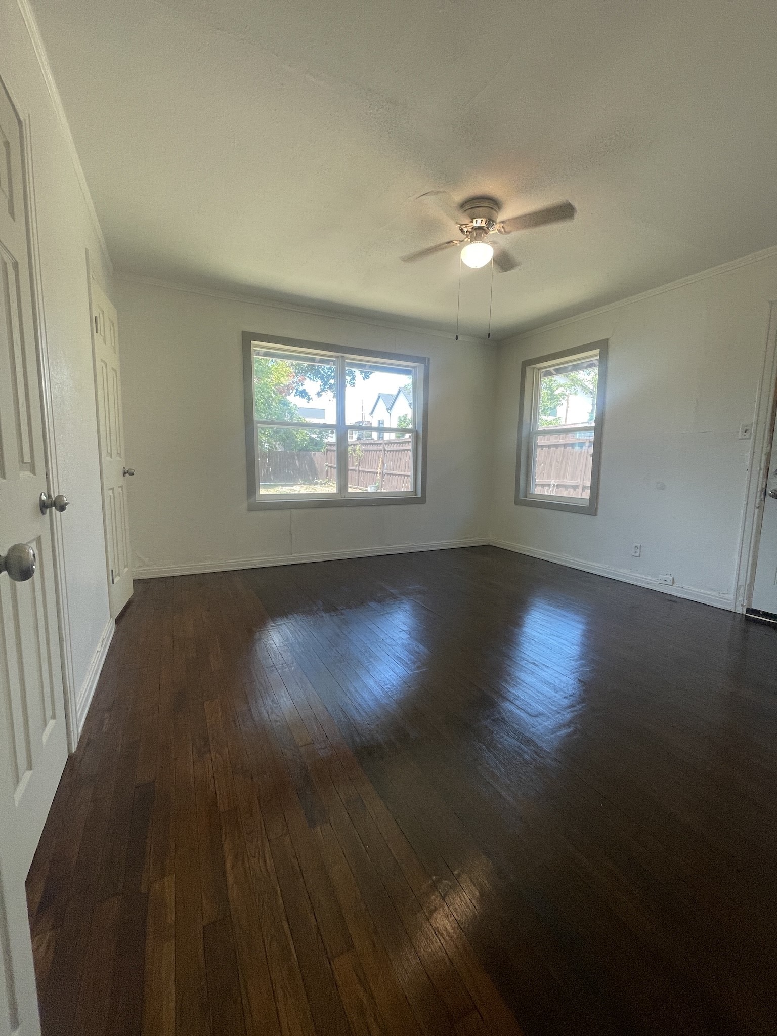 3819 Roseland Avenue
