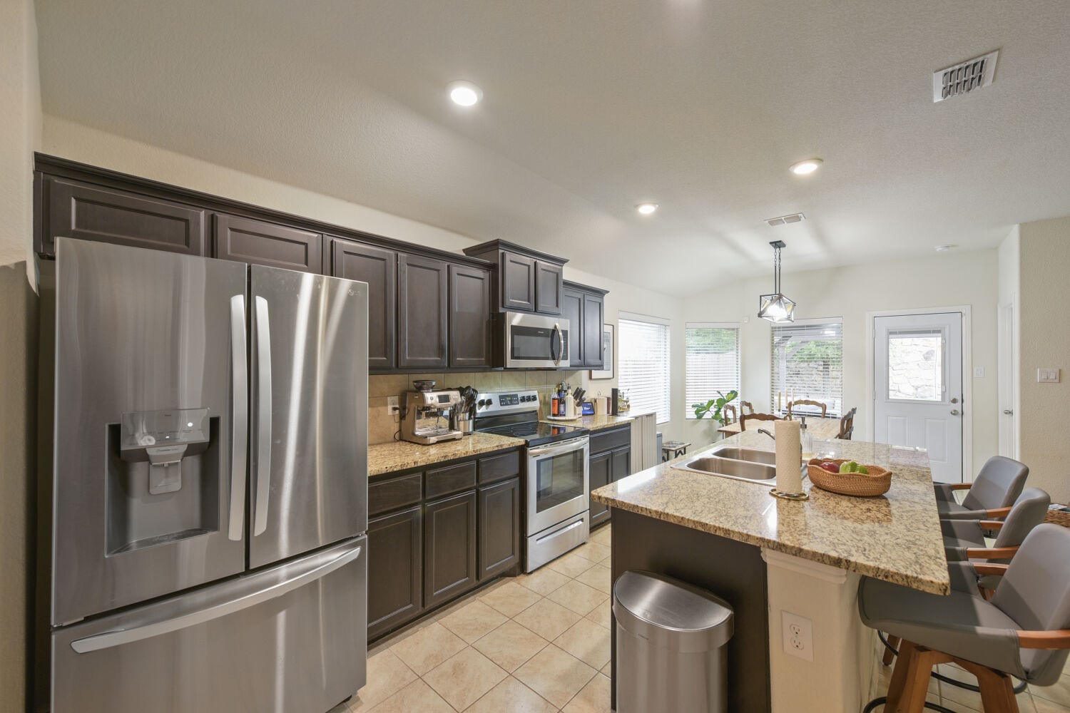 600 Stanmire Lake Trail