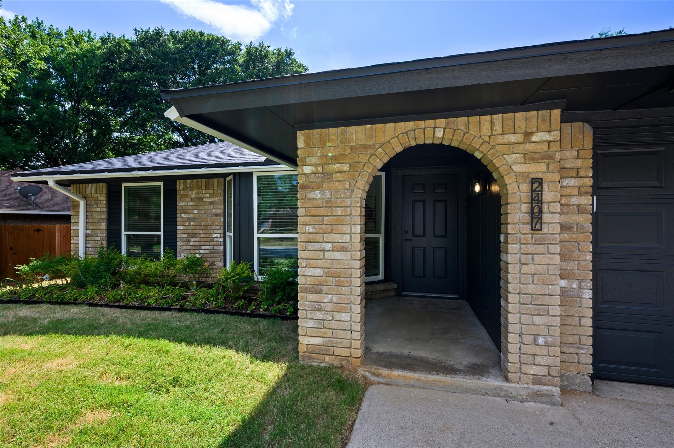 2407 Cranberry Lane