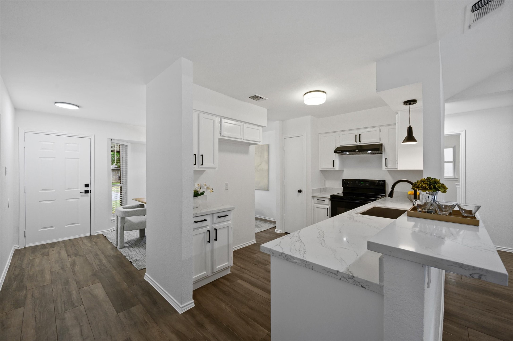 2407 Cranberry Lane