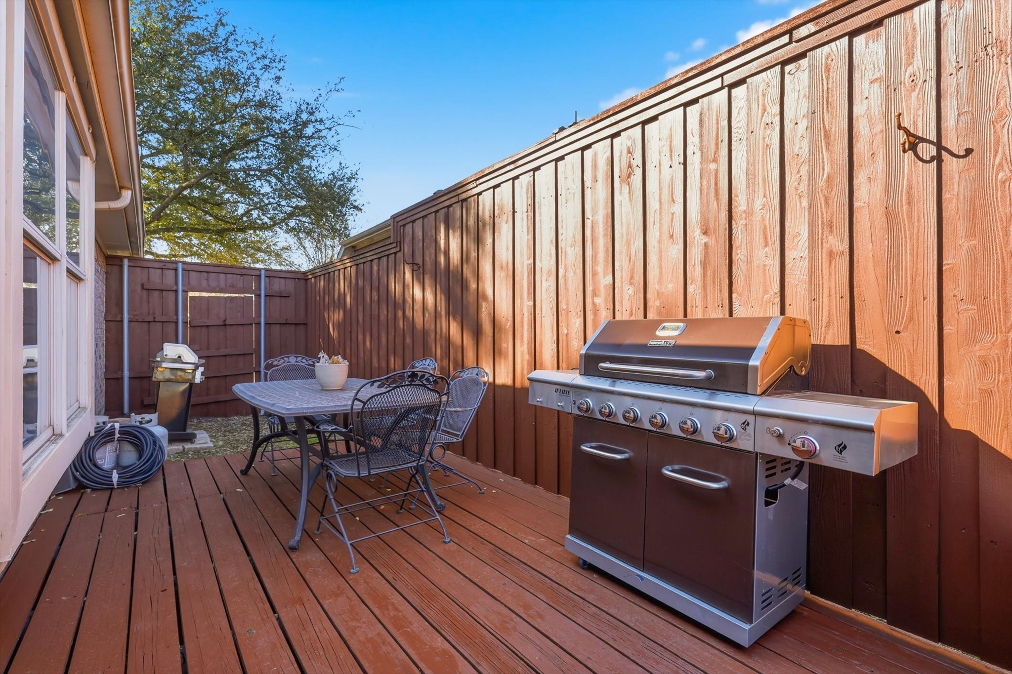 3704 Cottonwood Springs Drive